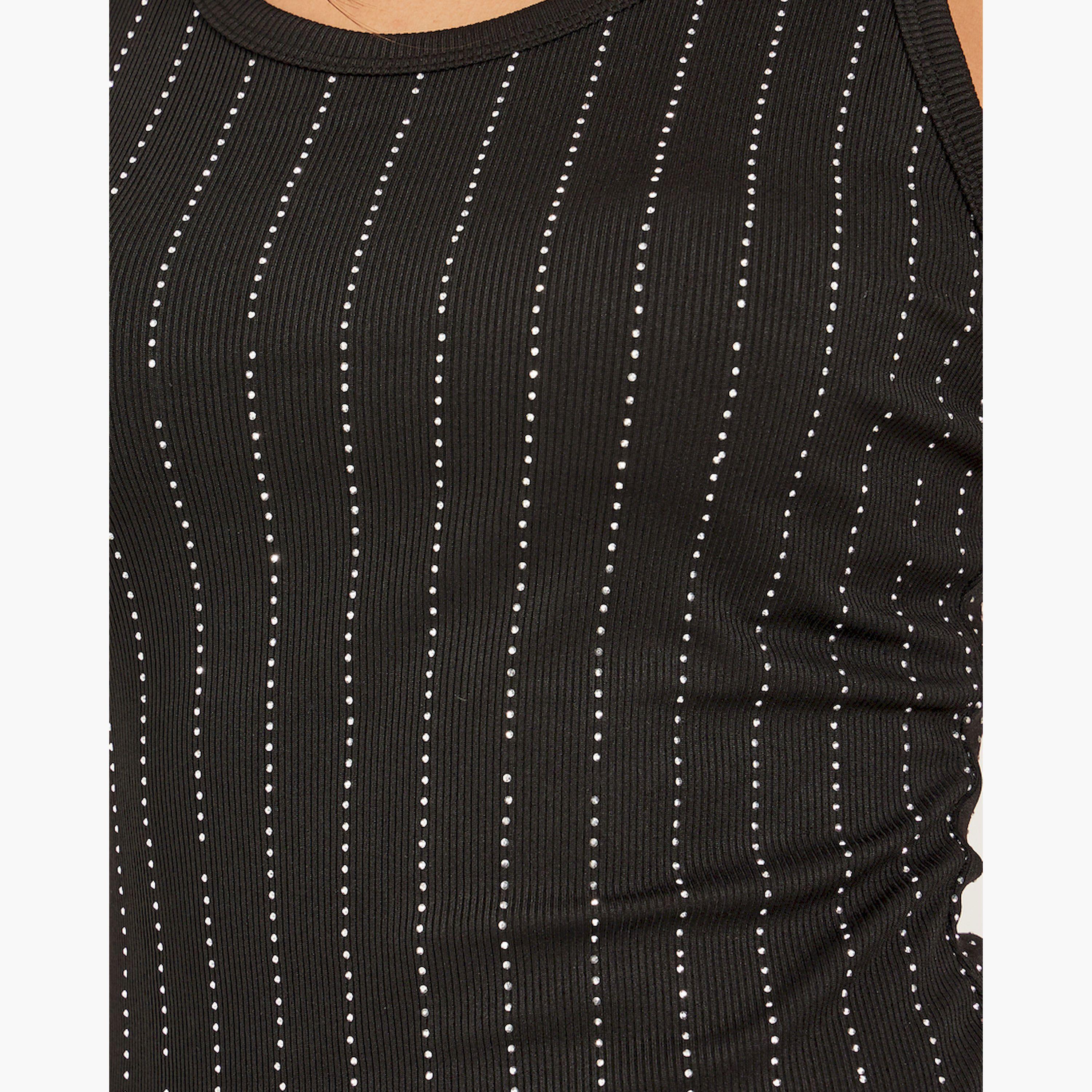 ستايلي - تي شيرت بدون أكمام برقبة دائرية ومزين بأحجار الراين-women-clothing-tshirts-image-4