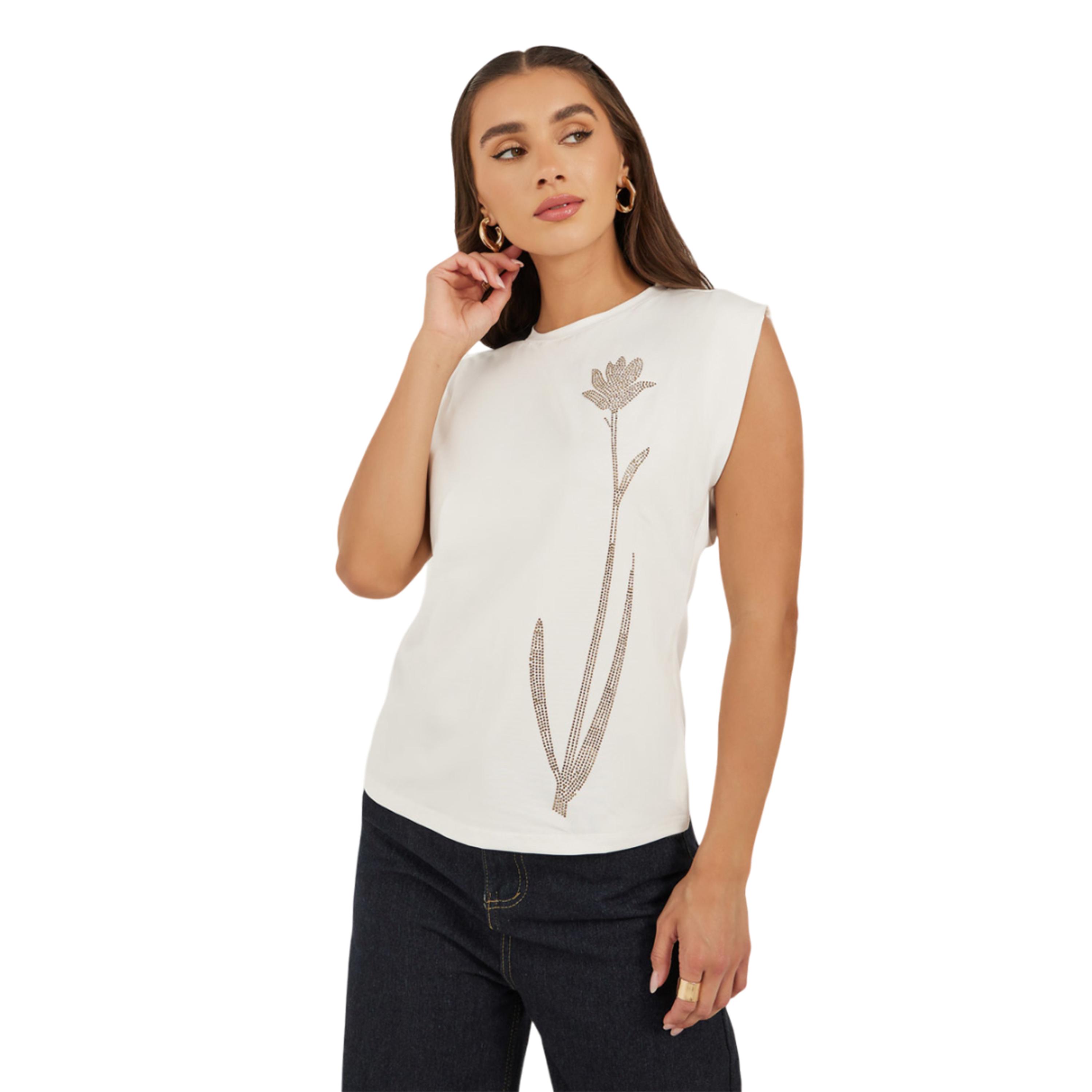 ستايلي - تي شيرت مزين برقبة دائرية وقصة ضيقة-women-clothing-tshirts-image-1