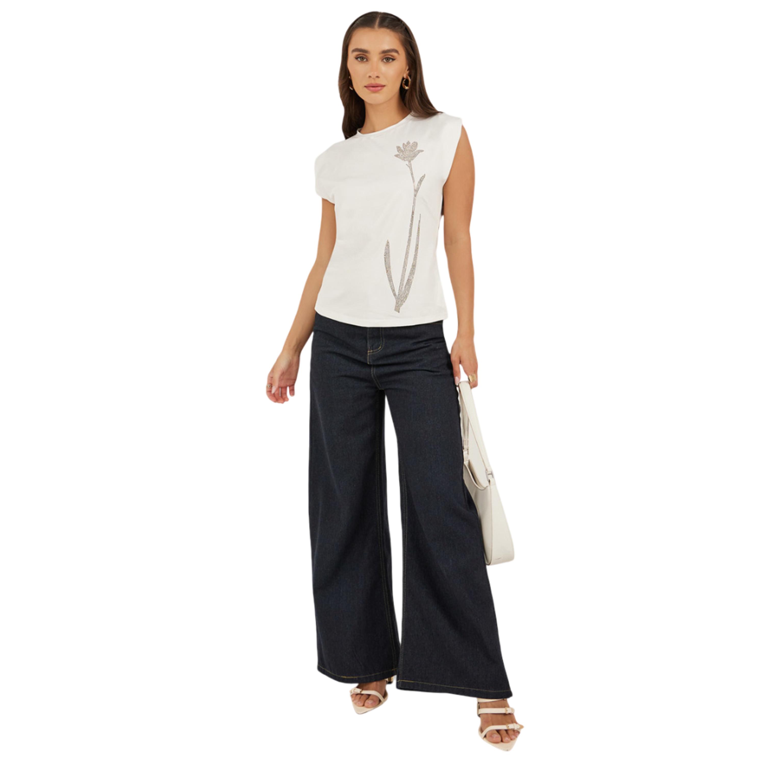 ستايلي - تي شيرت مزين برقبة دائرية وقصة ضيقة-women-clothing-tshirts-image-2