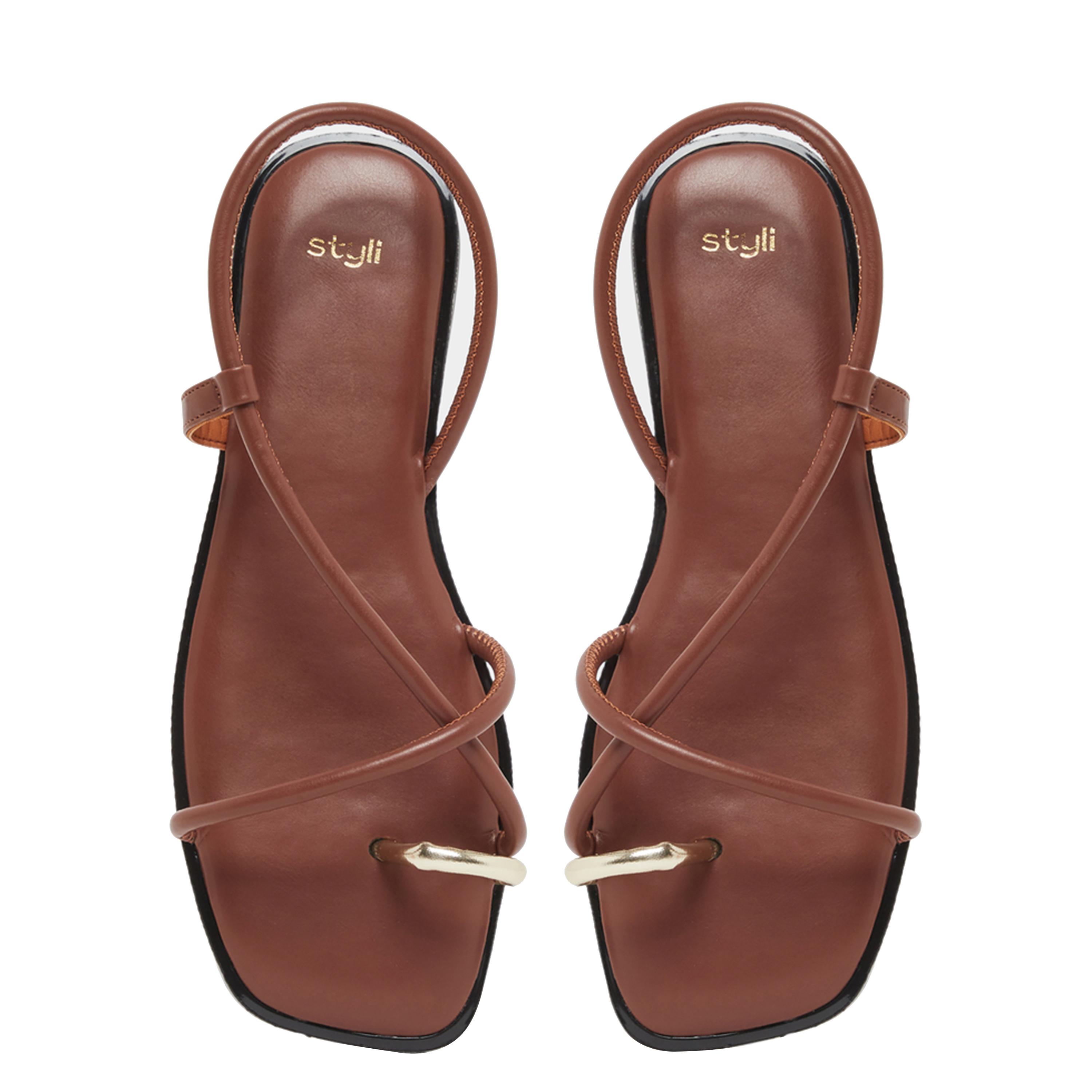 ستايلي - صندل مسطح بحزام جانبي واحد-women-shoes-sandals-flats-image-2