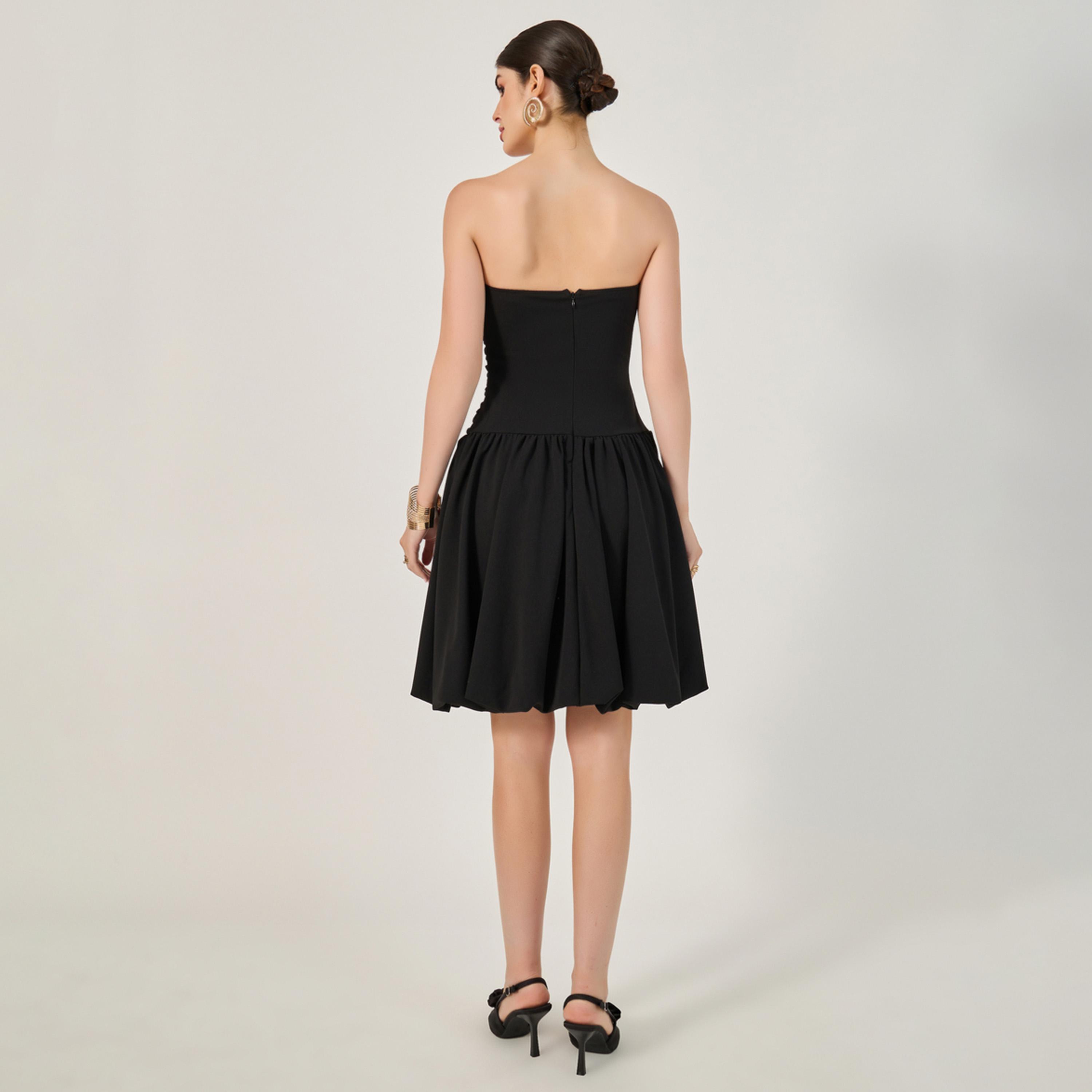 ستايلي - فستان سادة بدون حمالات بطول الركبة وقصّة A-women-clothing-dresses-image-5