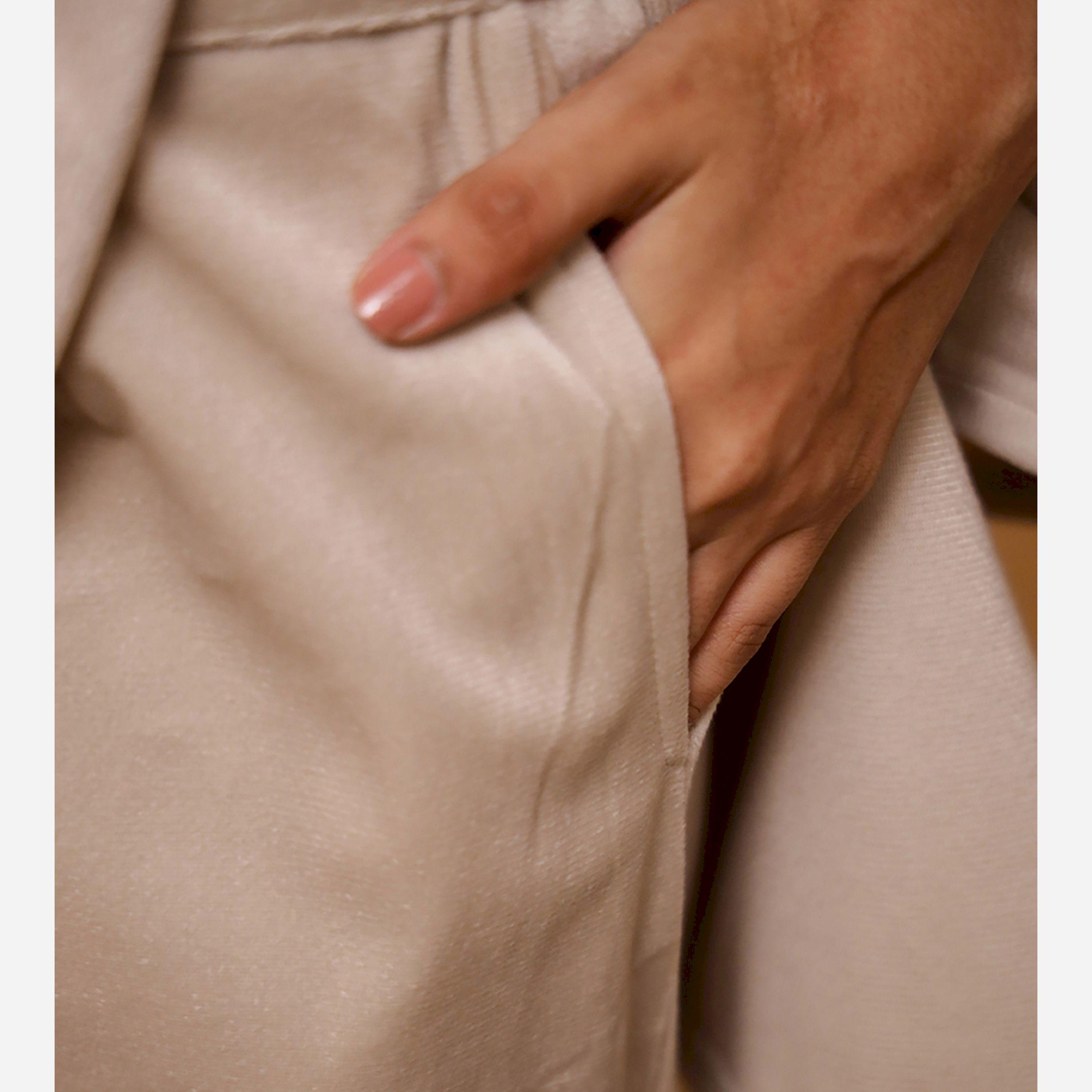سانسكروتي هومز × ستايلي - طقم نوم للنساء من المخمل-women-clothing-nightwear-pyjamas-longsets-image-7