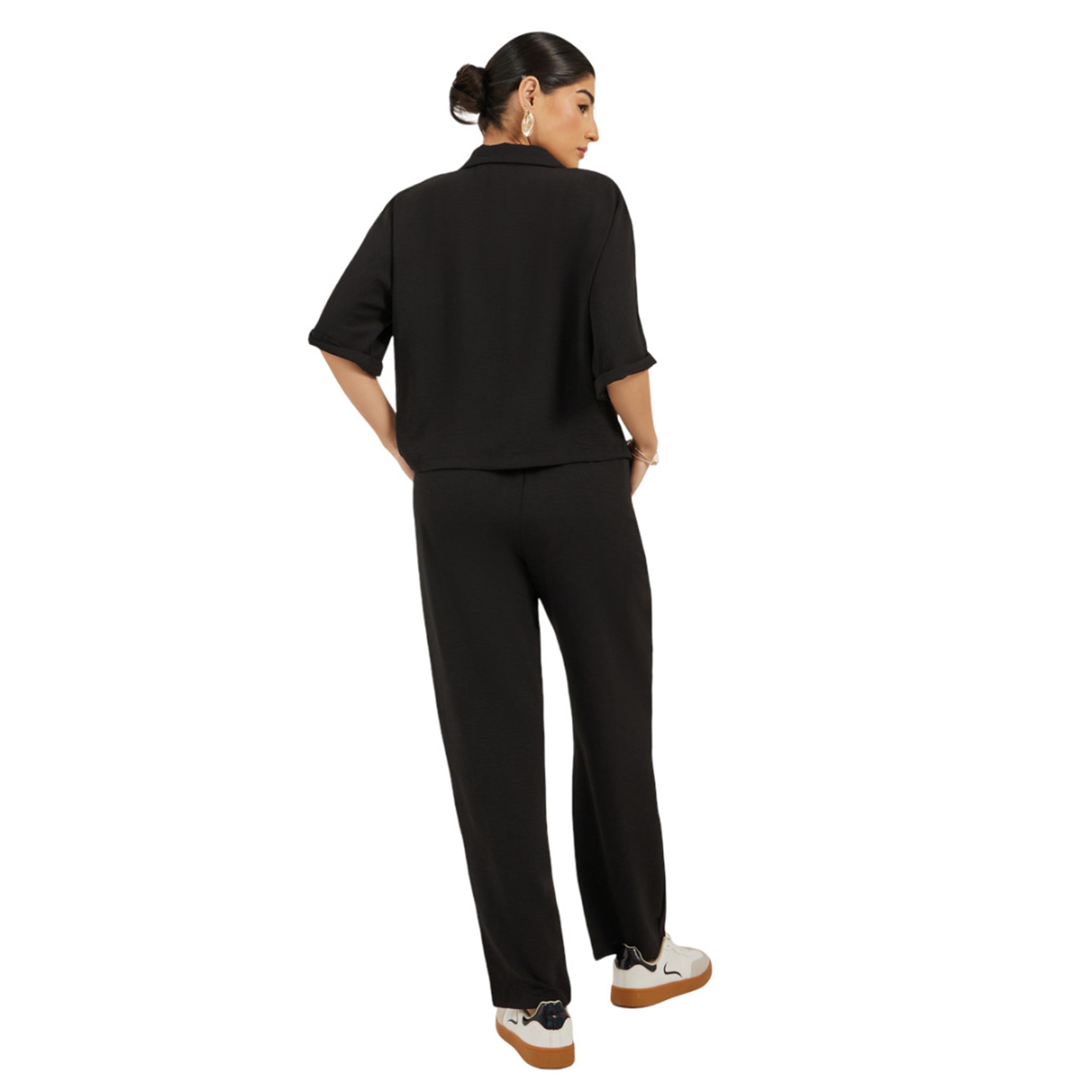 ستايلي -  قميص نسائي أسود سادة بأزرار وبنطال بقصّة مستقيمة-women-clothing-coordsets-image-5