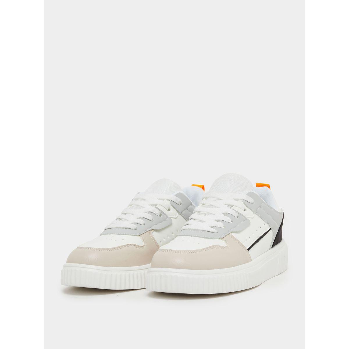 سنيكرز بنمط كتل الألوان وأربطة للإغلاق-men-shoes-sneakers-image-2