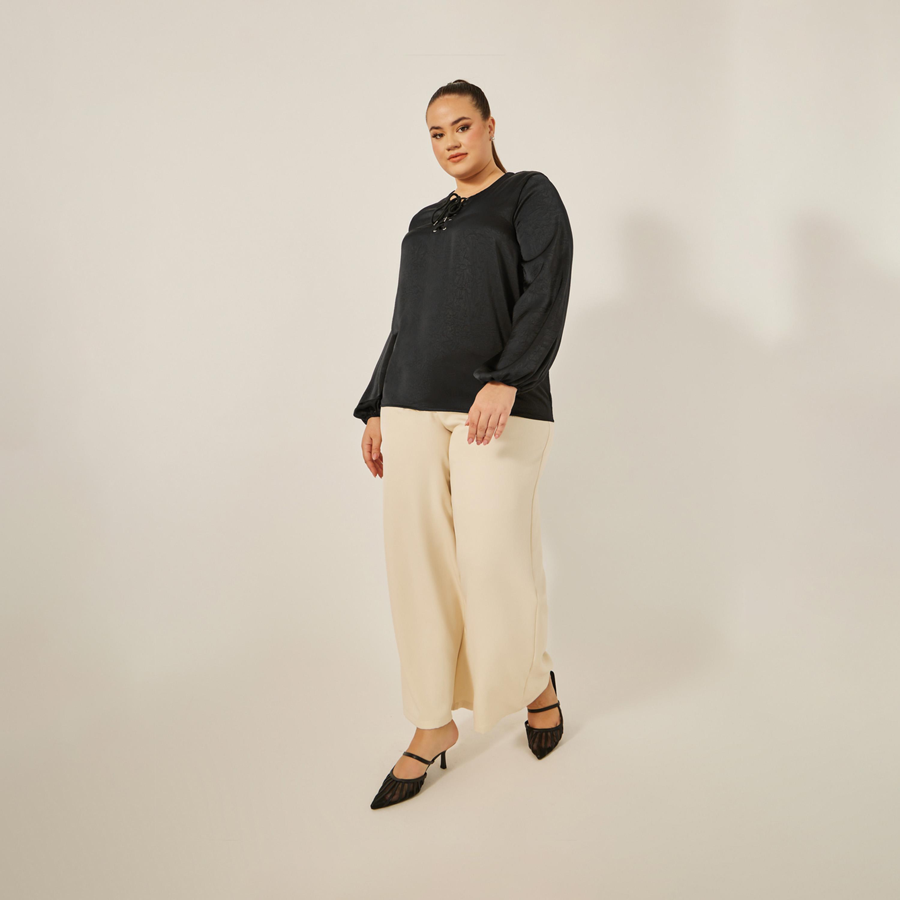 ستايلي - بلوزة من الساتان بأكمام منفوخة وربطة رقبة-women-clothing-shirtsandblouses-blouses-image-2