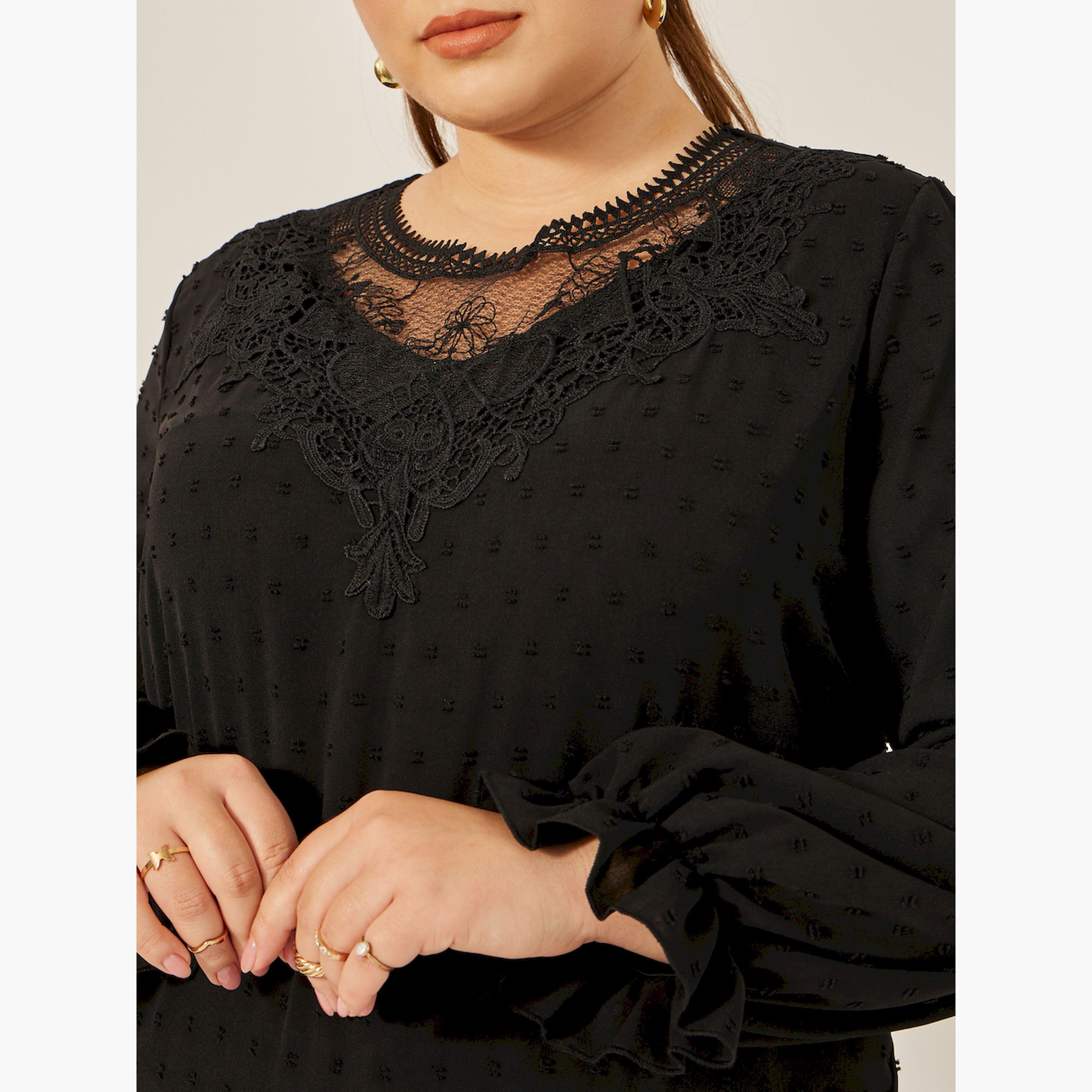 ستايلي - بلوزة بمقاسات كبيرة بأكمام طويلة وتفاصيل دانتيل-women-clothing-shirtsandblouses-blouses-image-3