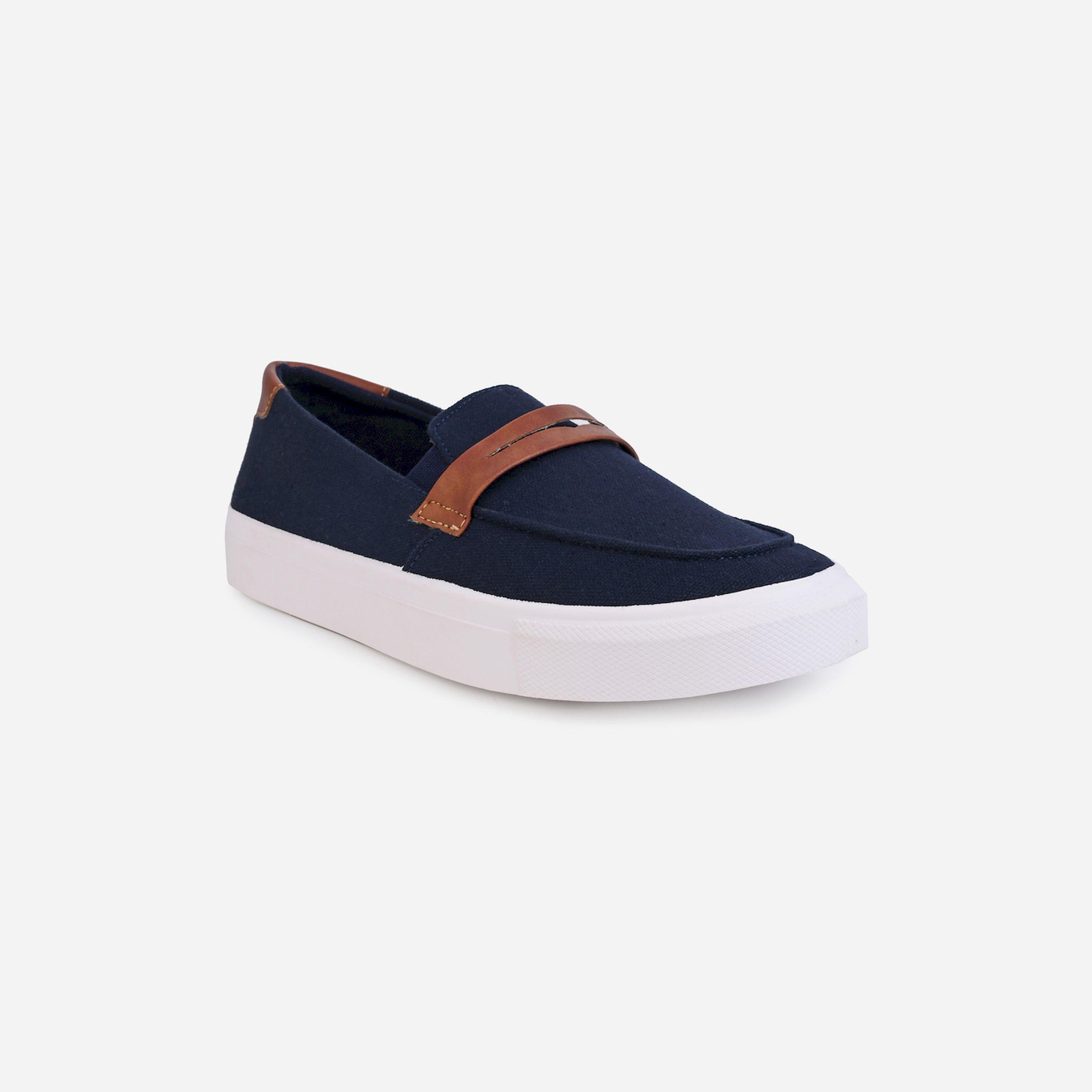 ستايلي - حذاء خفيف الوزن سهل الارتداء وجيد التهوية-men-shoes-sneakers-image-4