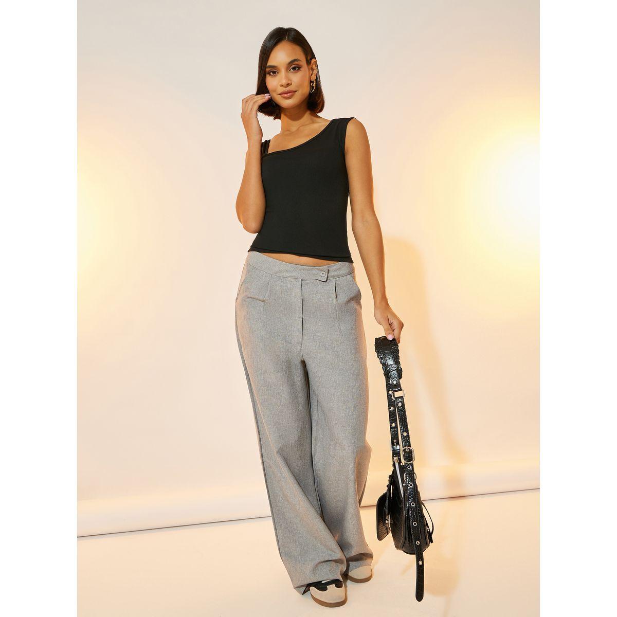 بلوزة مُجسمة بلا أكمام وياقة غير متماثلة الطول-women-clothing-tshirts-image-2