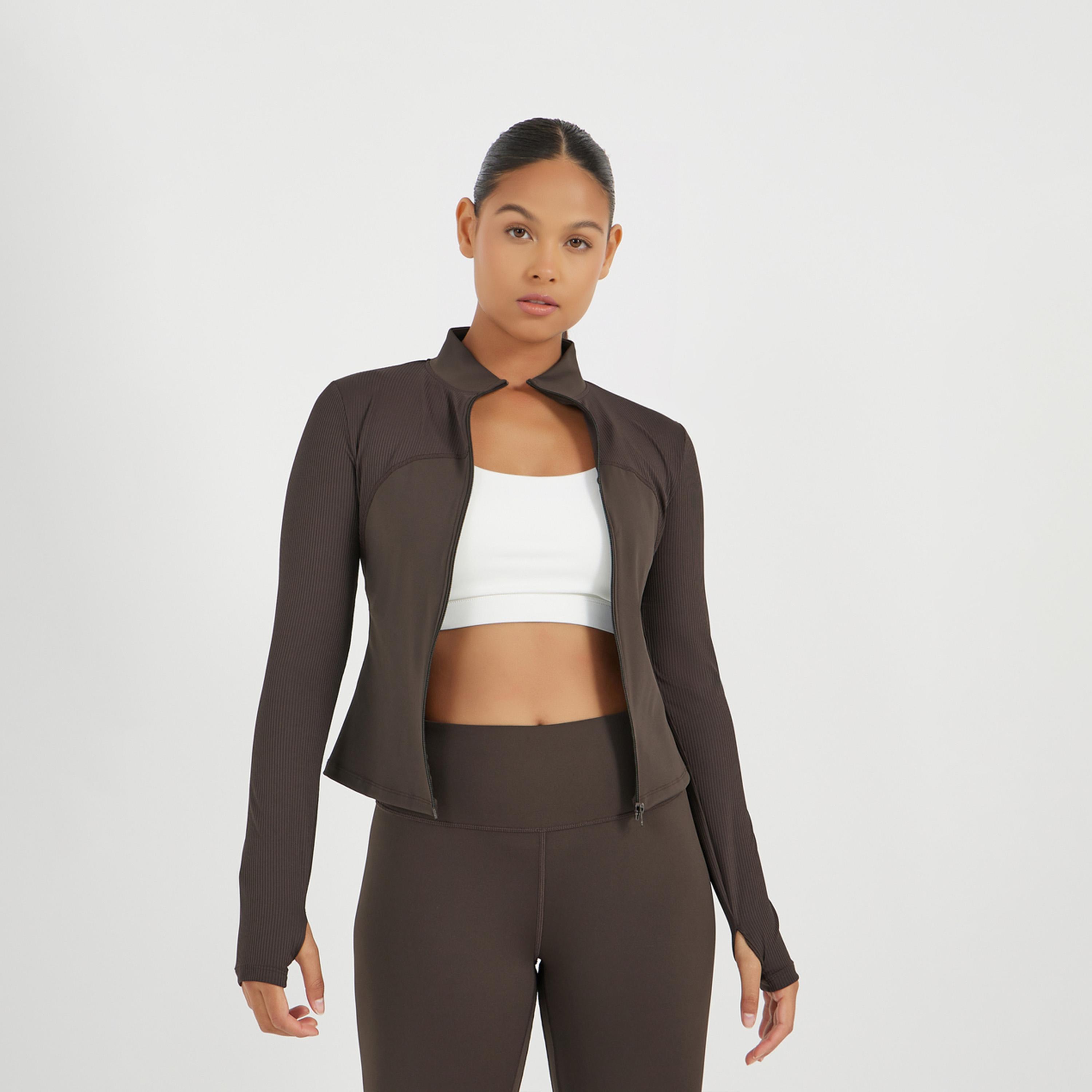 ستايلي - جاكيت بسحاب بتفاصيل أجزاء منقوشة-sports-women-clothing-tshirtsandvests-image-3