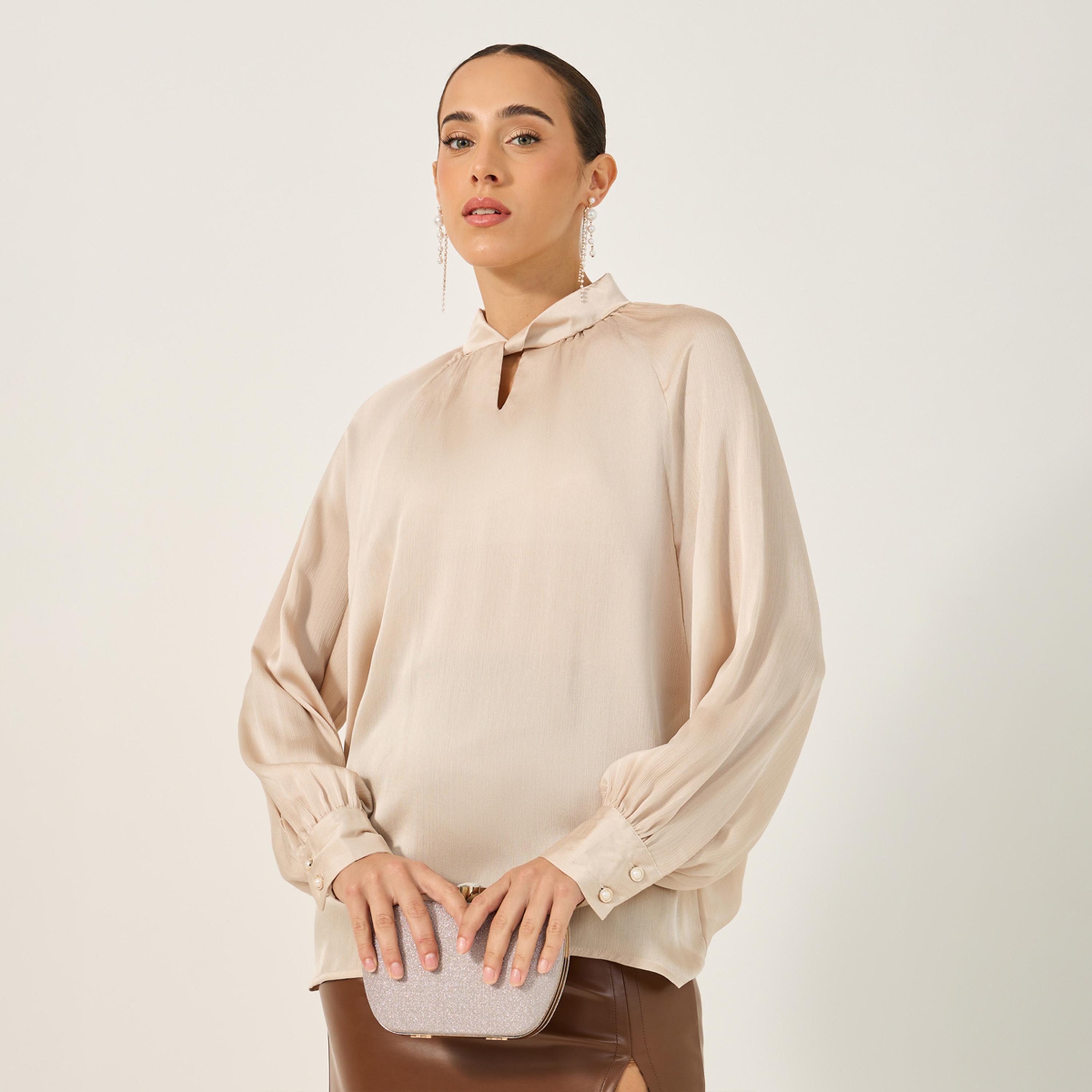 ستايلي - بلوزة من الساتان المزخرف بأكمام منفوخة مع تفاصيل أزرار-women-clothing-shirtsandblouses-blouses-image-3