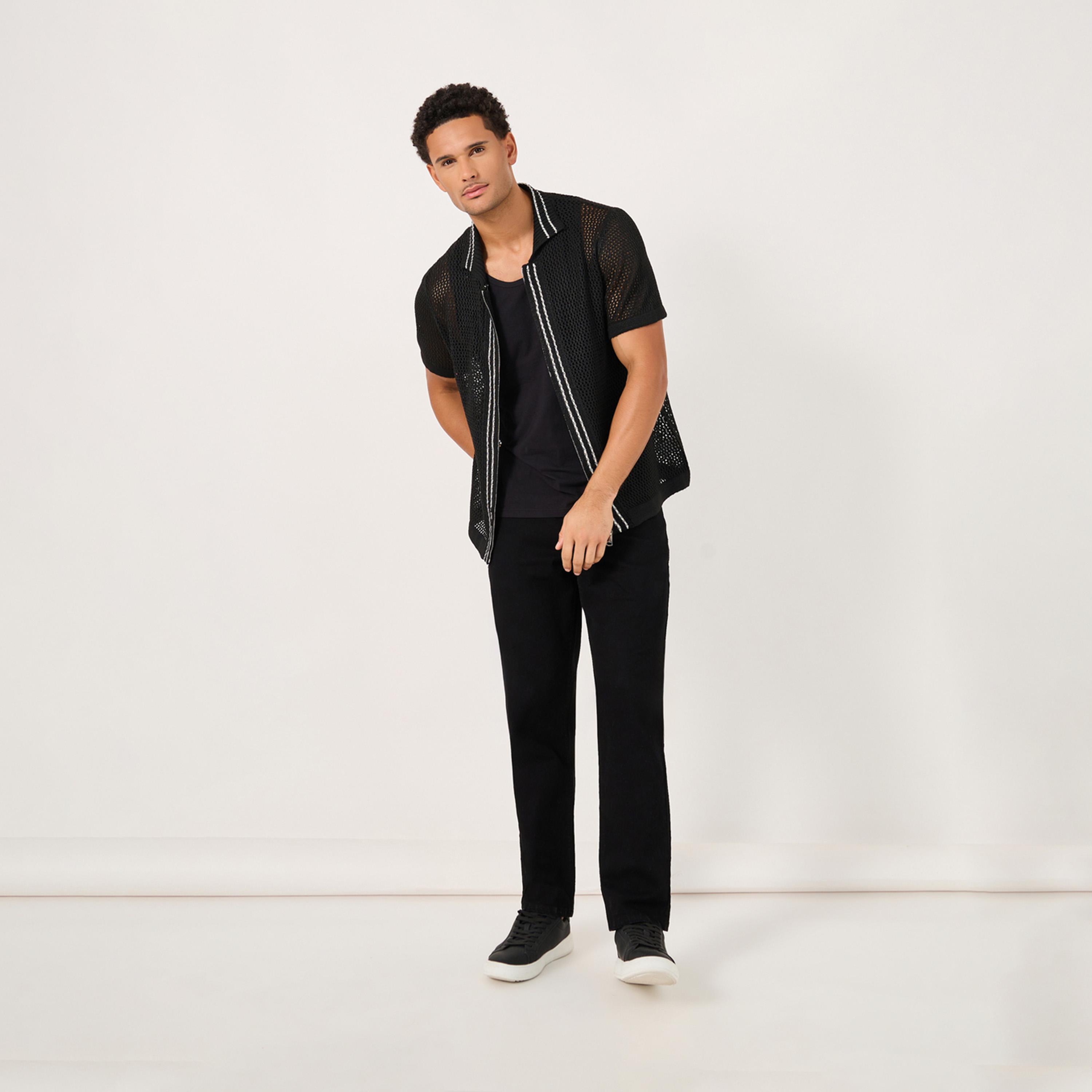 ستايلي - قميص كروشيه محبوك مريح مع حافة متباينة-men-clothing-shirts-image-2