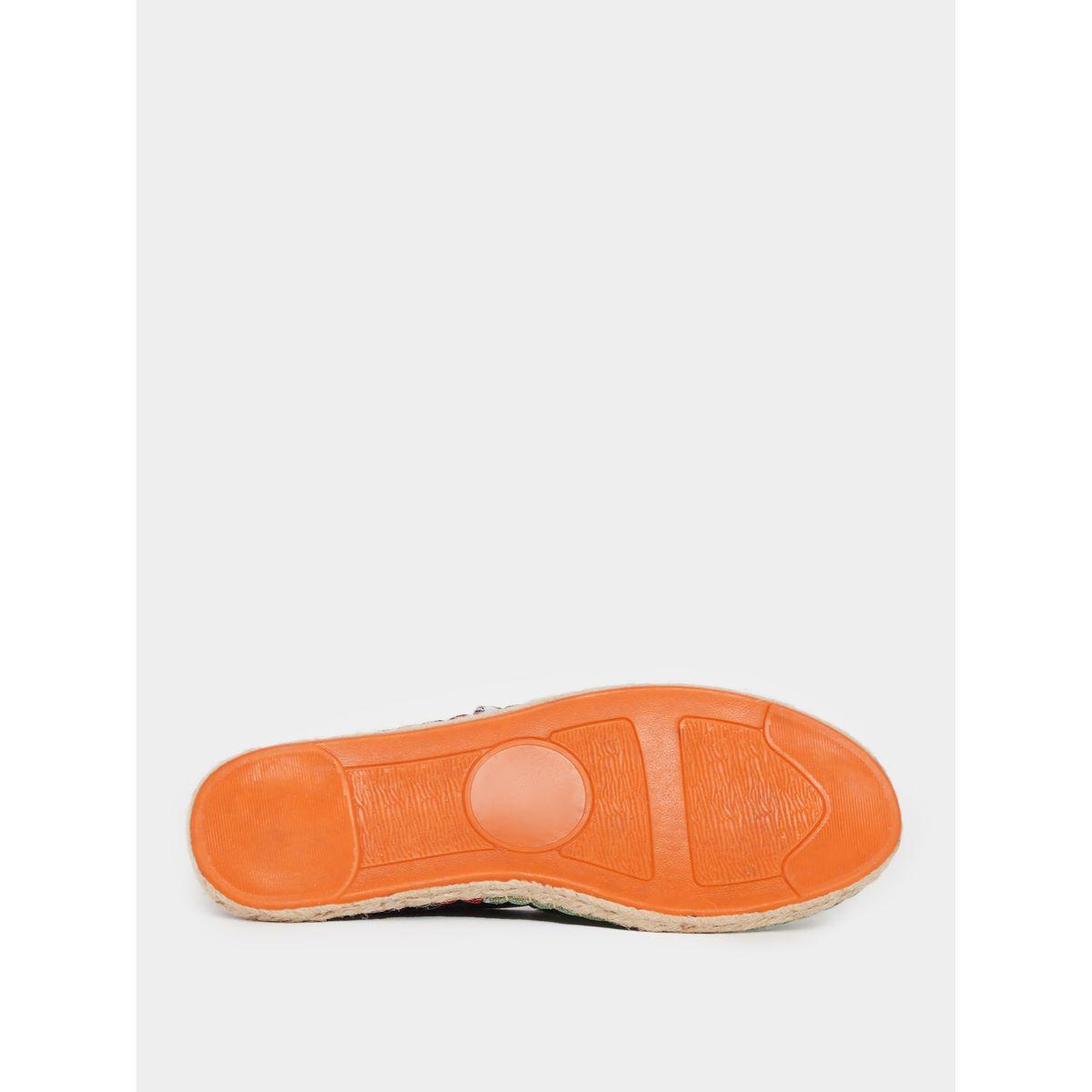 حذاء إسبادريل بكعب منخفض وتداخلات مُتباينة-men-shoes-loafersandmoccasins-image-6