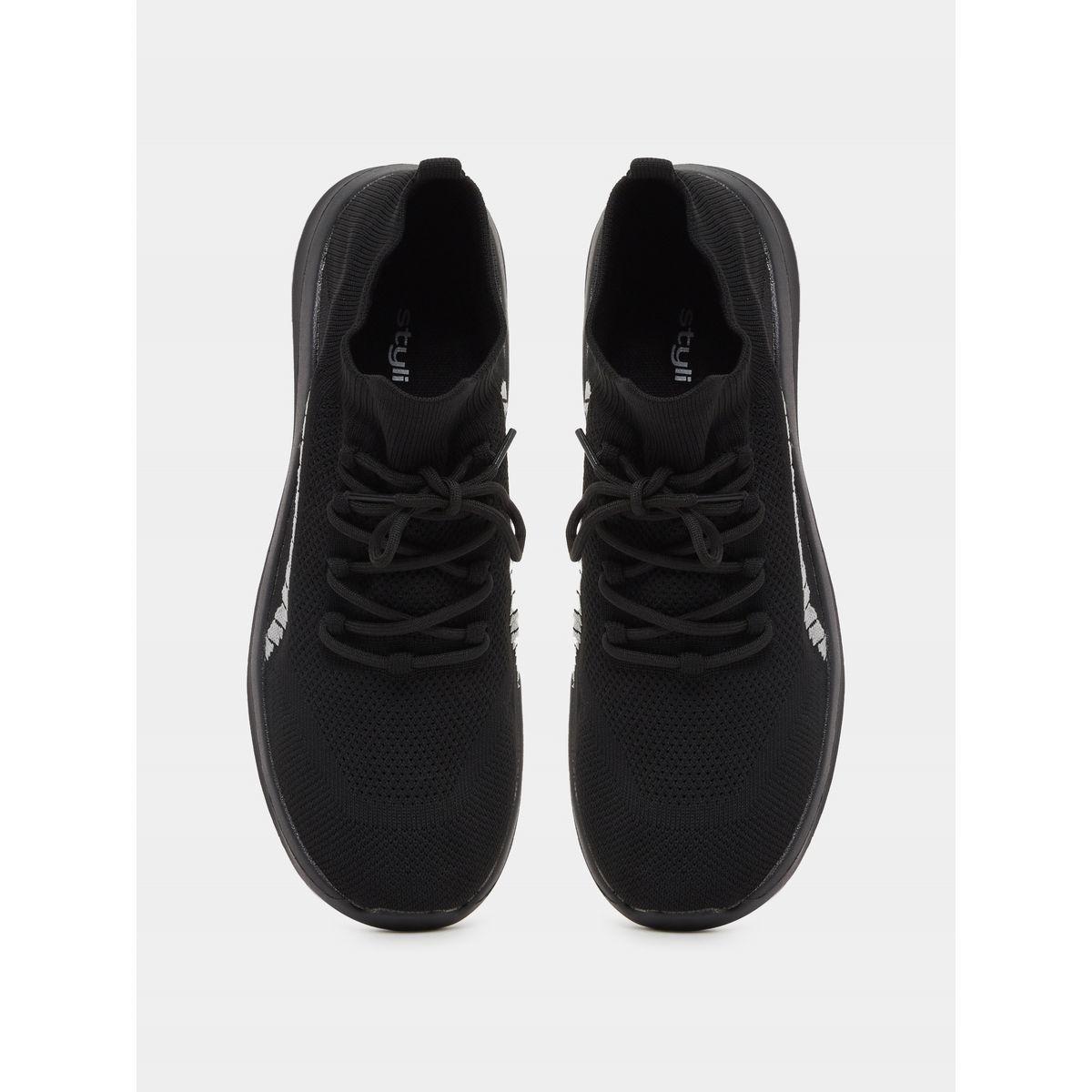حذاء سنيكرز سهل الارتداء بتفاصيل محبوكة-men-shoes-sneakers-image-5