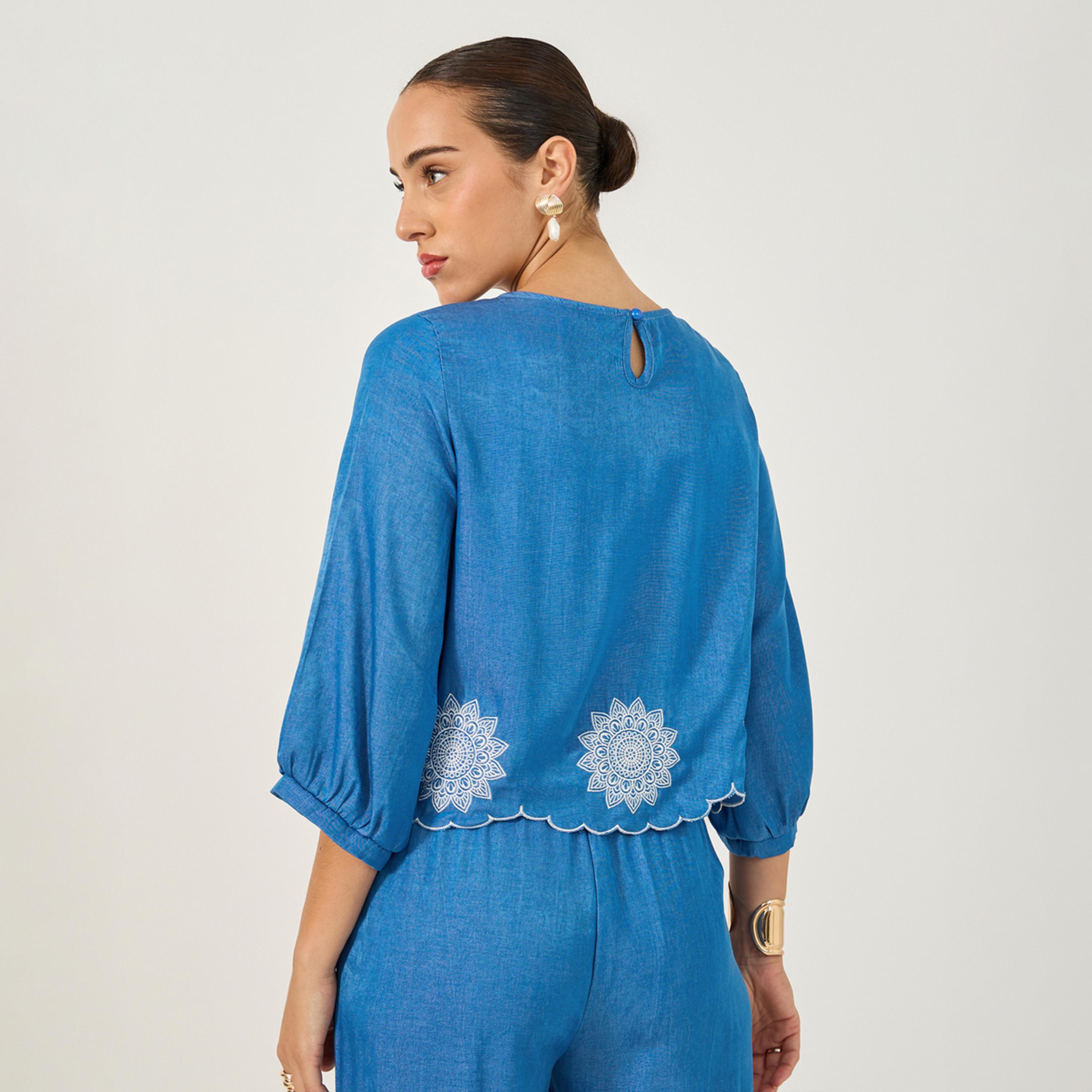 ستايلي - بلوزة بأكمام منفوخة مطرزة مع حاشية صدفية-women-clothing-shirtsandblouses-blouses-image-4