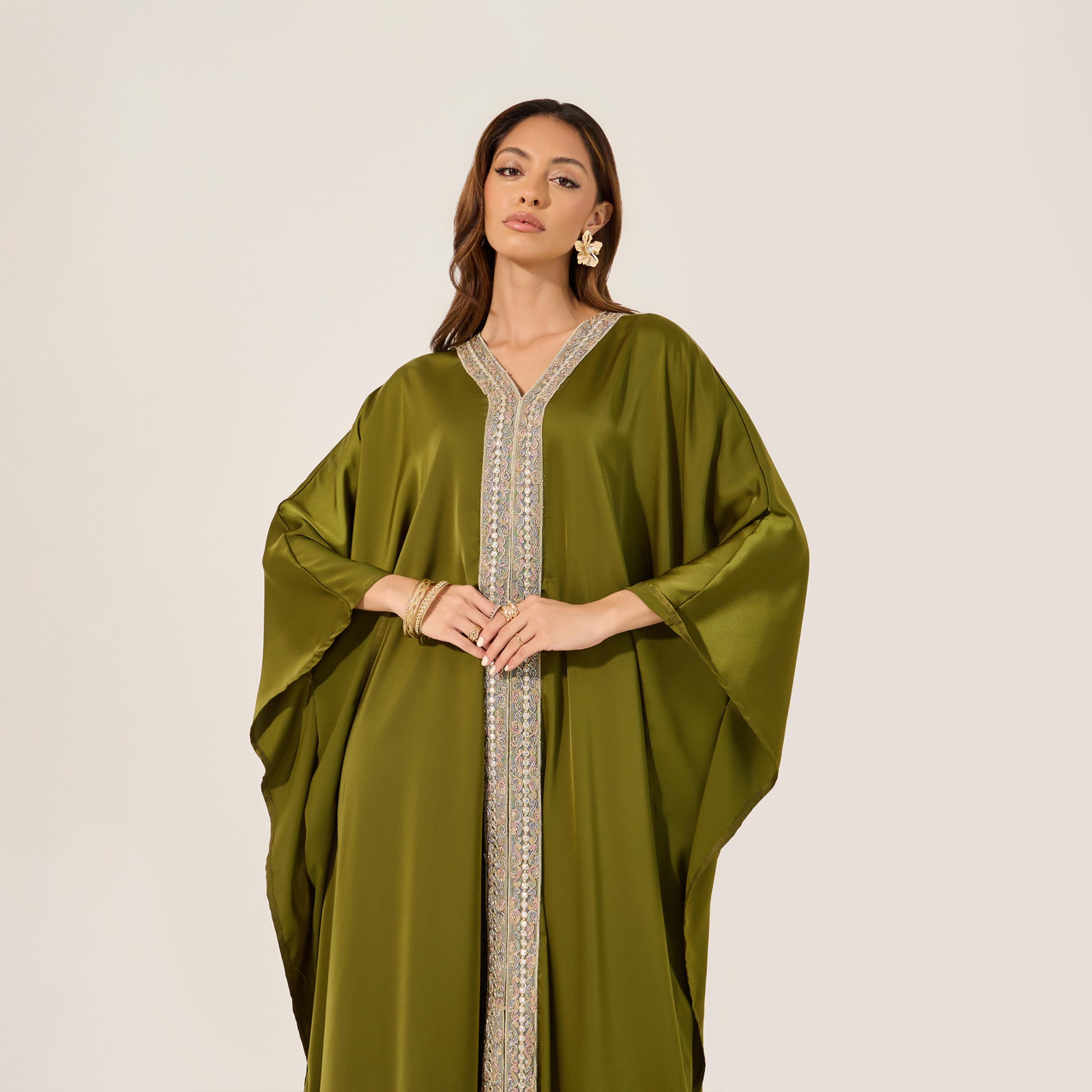 ستايلي - قفطان ساتان برقبة على شكل V وأجزاء دانتيل-women-arabicclothing-kaftan-image-3
