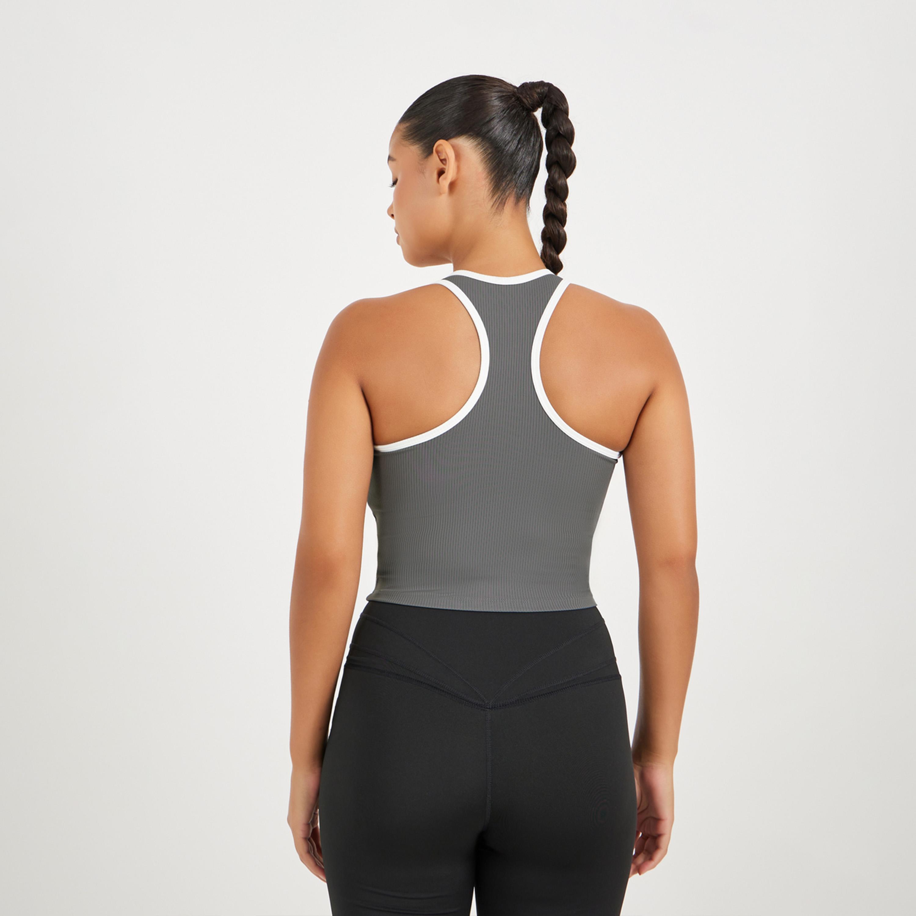 ستايلي - حمالة صدر رياضية طويلة بنسيج مضلع وظهر رياضي وحواف متباينة-women-clothing-sportswearandactivewear-sportsbras-image-4