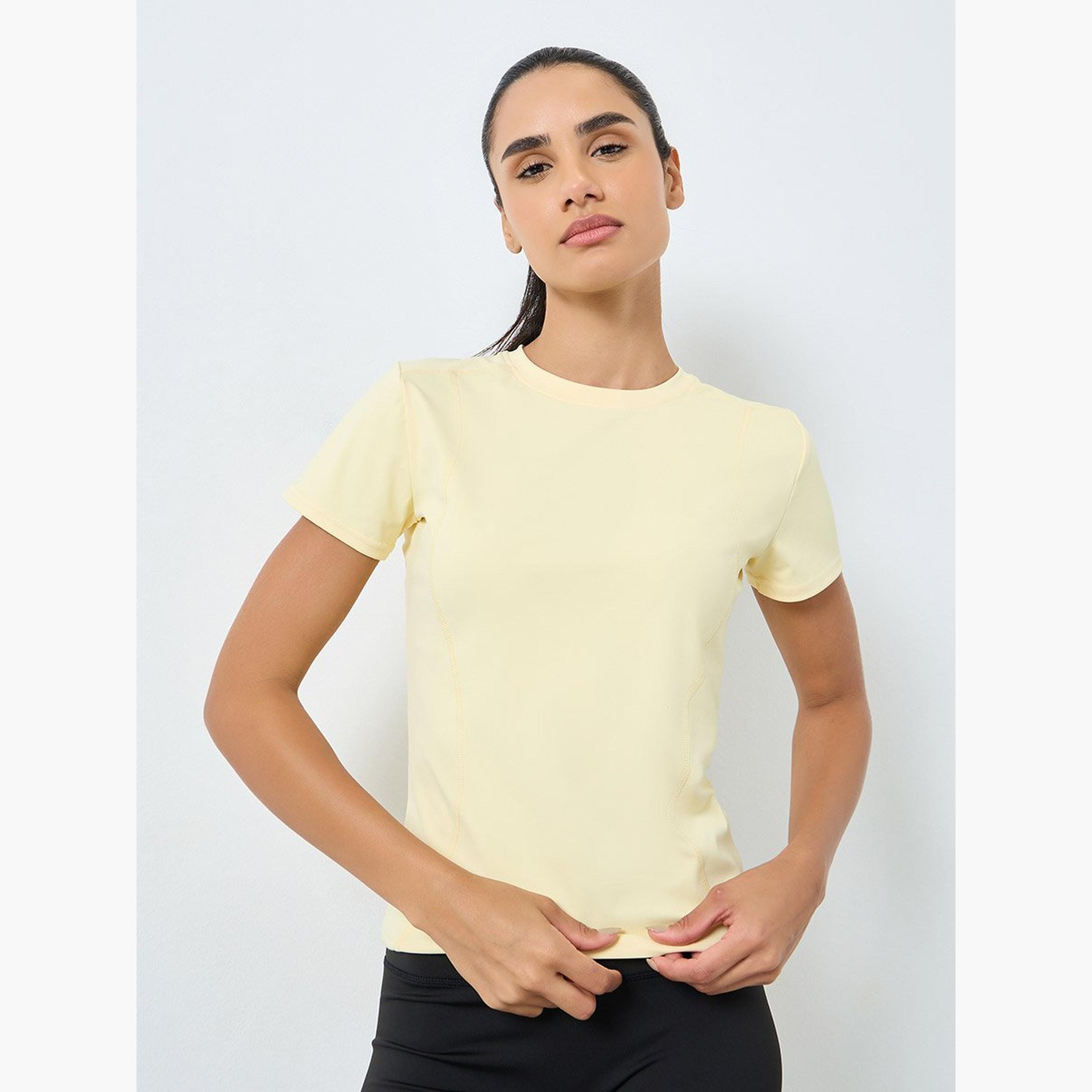 Styli Contour Stitch Detail Fitted Short Sleeve Top-men-clothing-sportswearandactivewear-tshirtsandpolos-image-1