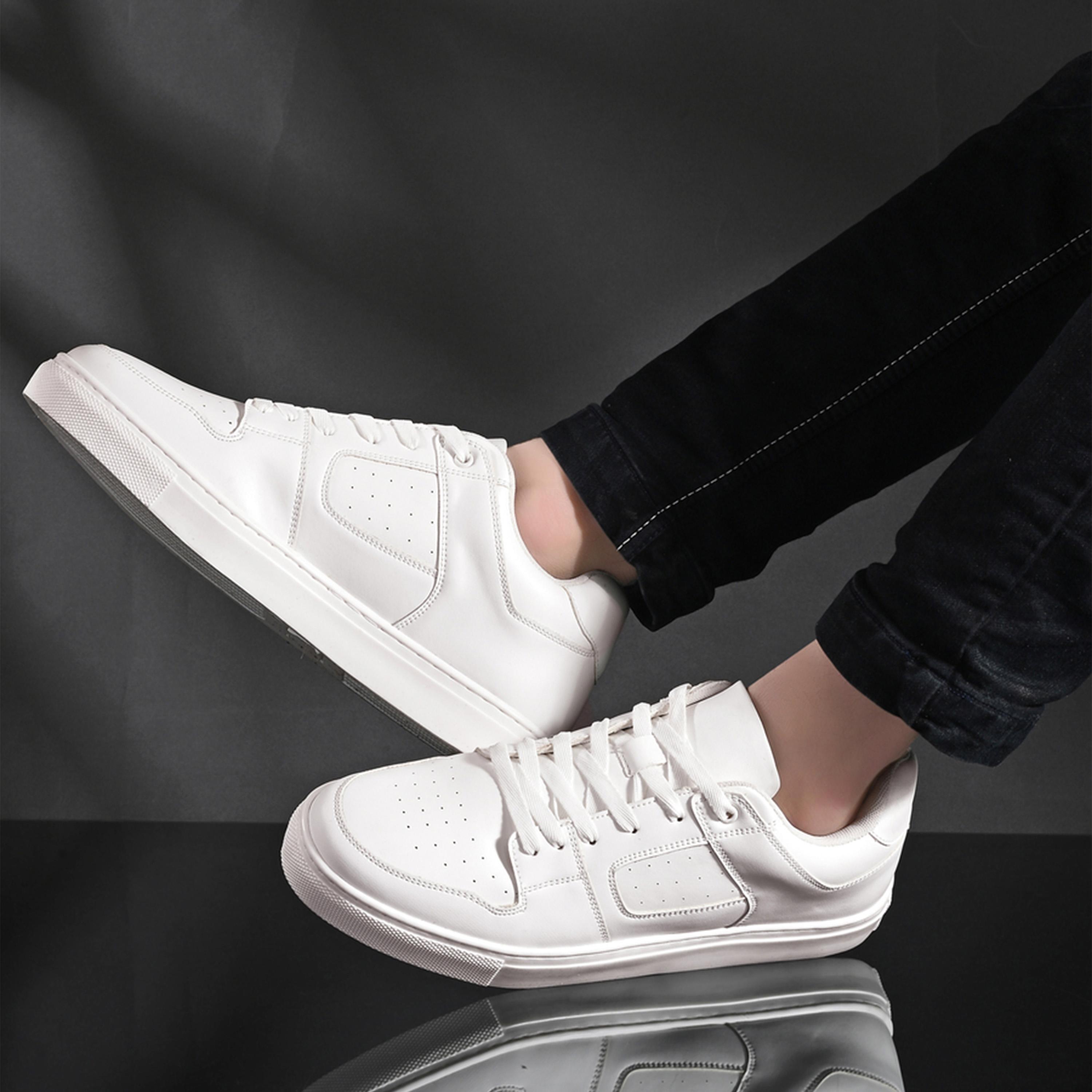 ستايلي-  حذاء رياضي ذو نعل منصة وأربطة-men-shoes-sneakers-image-2