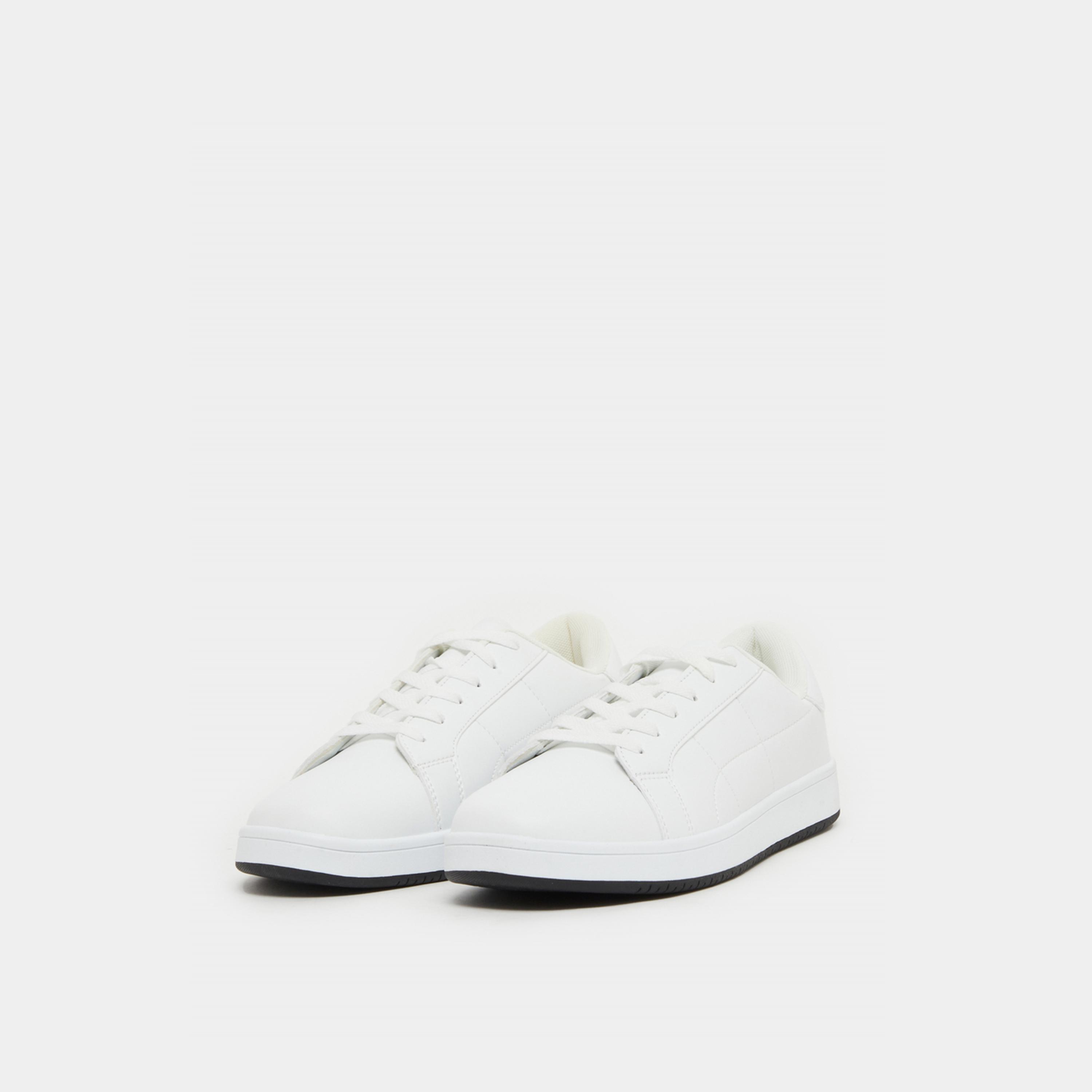 ستايلي - حذاء رياضي خفيف الوزن برباط ونعل سميك-men-shoes-sneakers-image-2