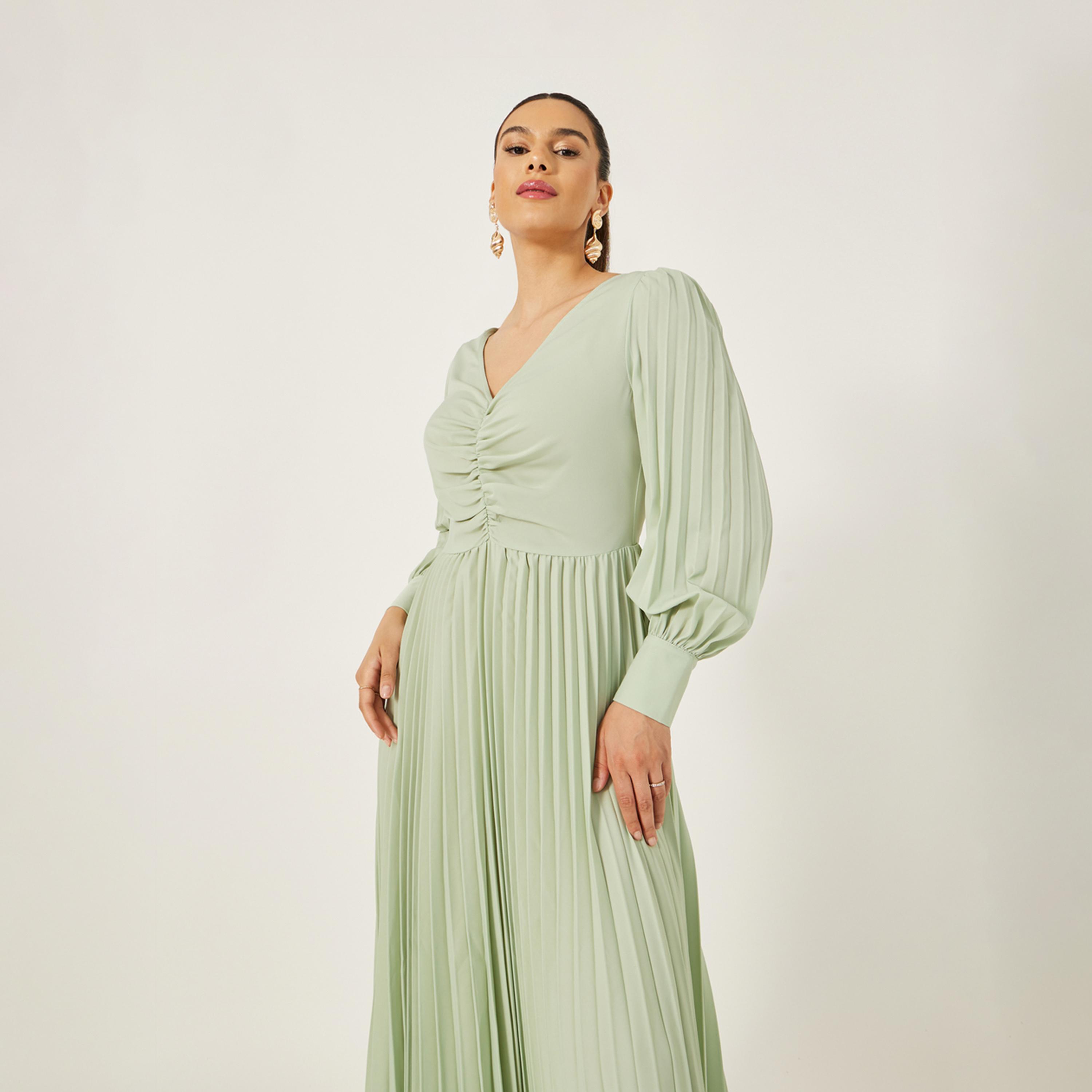 Styli Pleated Balloon Sleeve Ruched Detail A-Line Maxi Dress-women-clothing-dresses-image-3