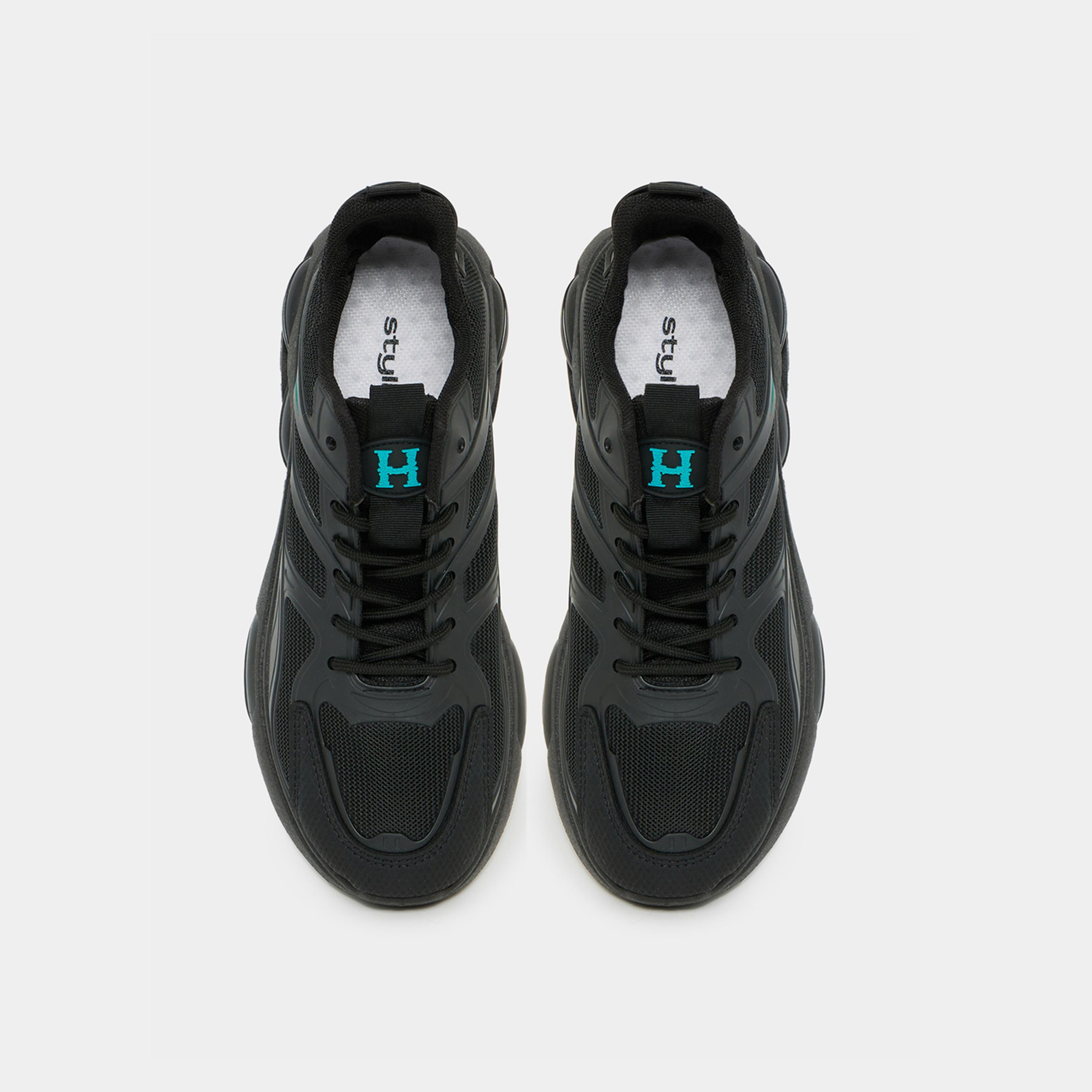 ستايلي - حذاء رياضي بنعل يسمح بالتهوية ورباط-men-shoes-sneakers-image-5