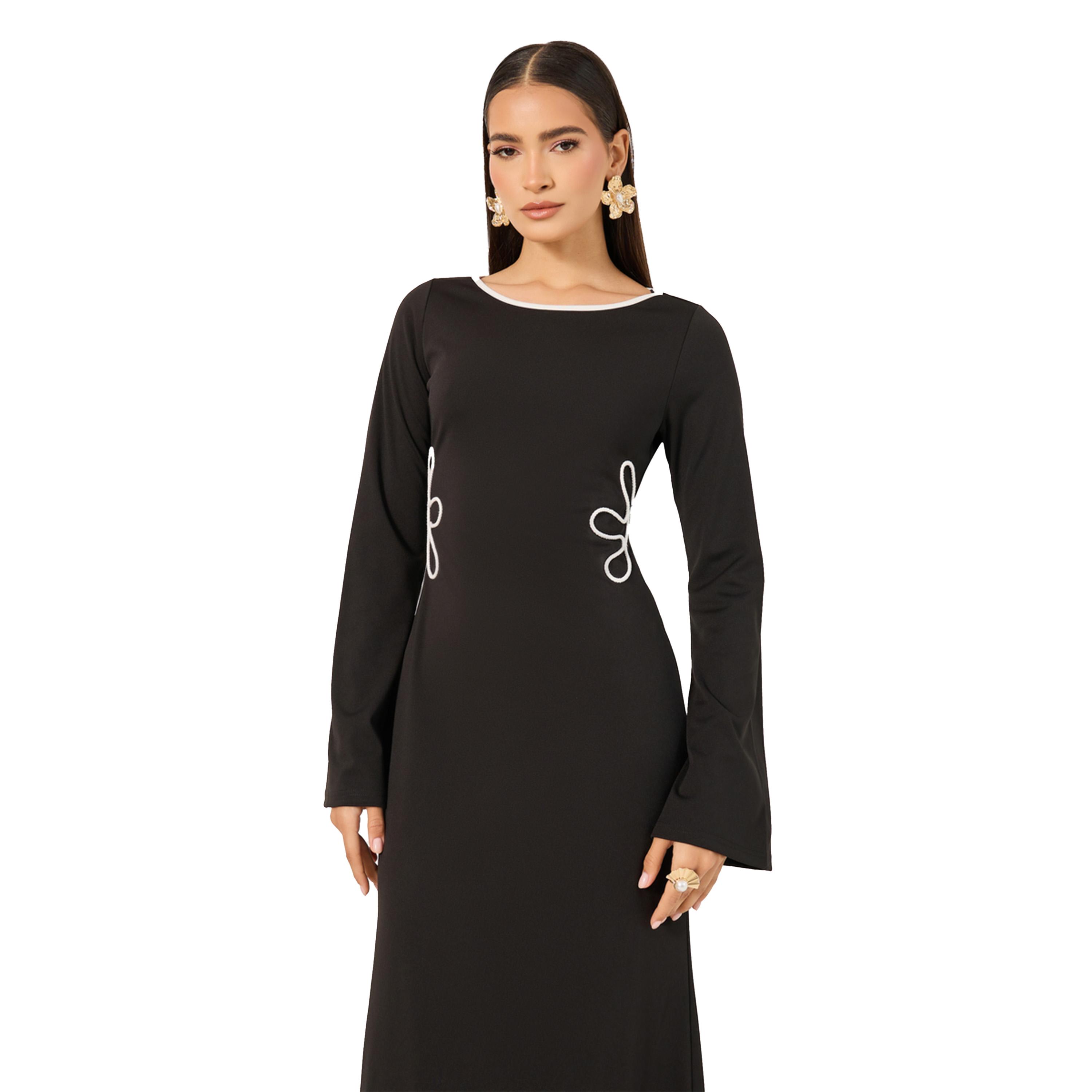 Styli Contrast Trim Bell Sleeves Sheath Midi Dress-women-clothing-dresses-image-3