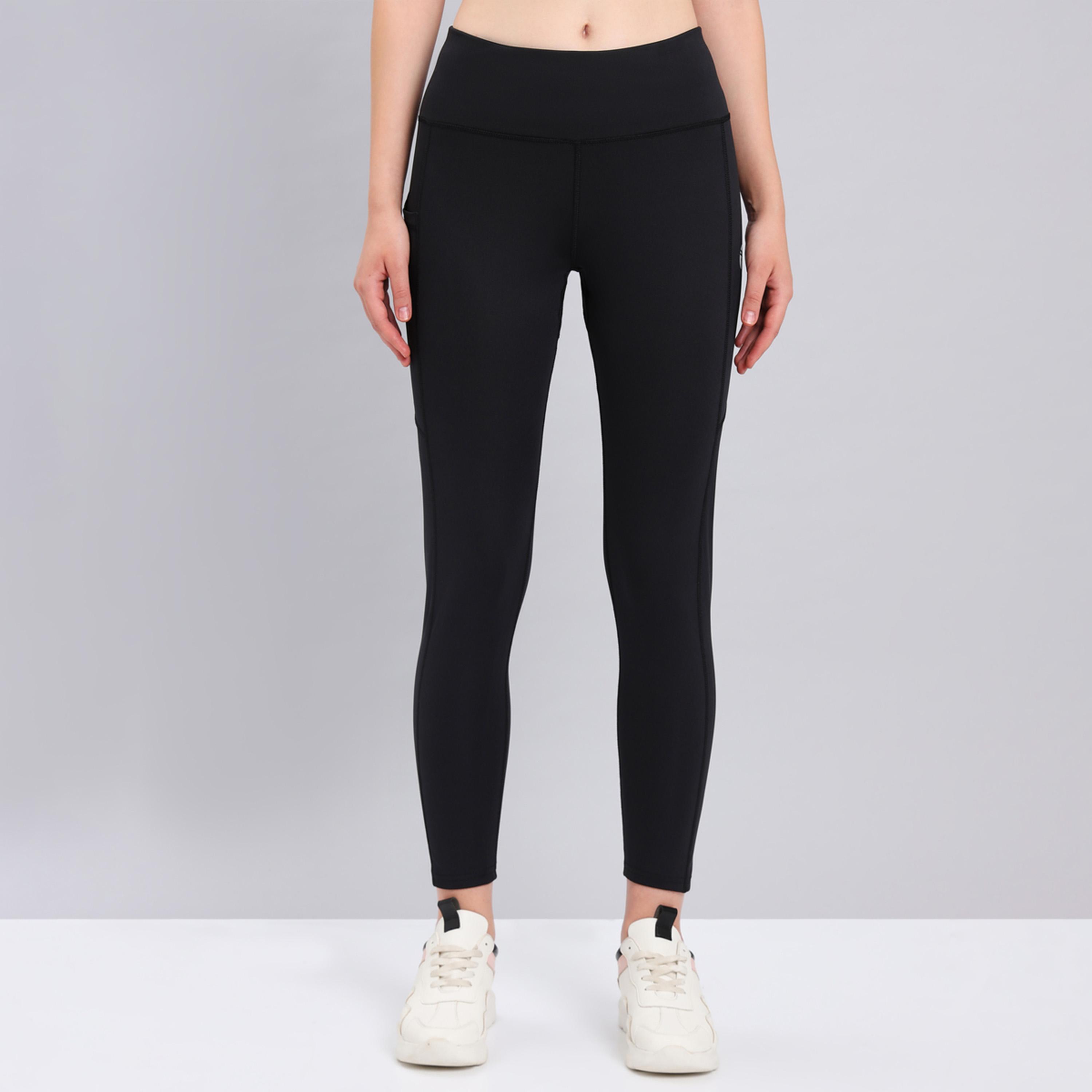 تكنو سبورت × ستايلي - ليقنز بخياطة مكشوفة وطبعة شعار-women-clothing-sportswearandactivewear-bottoms-image-1