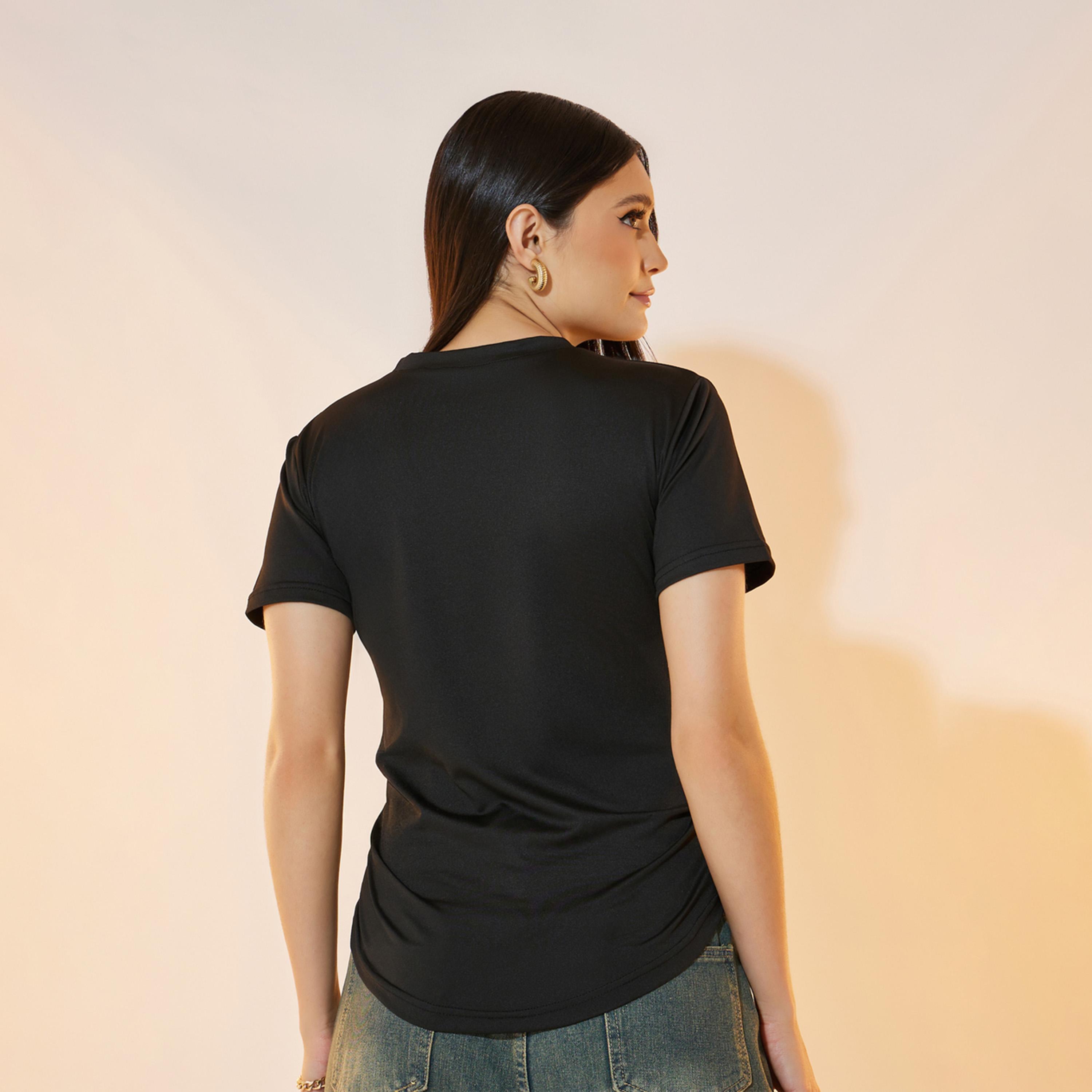 تيشيرت بقصة سليم فت ونمط لف-women-clothing-tshirts-image-4