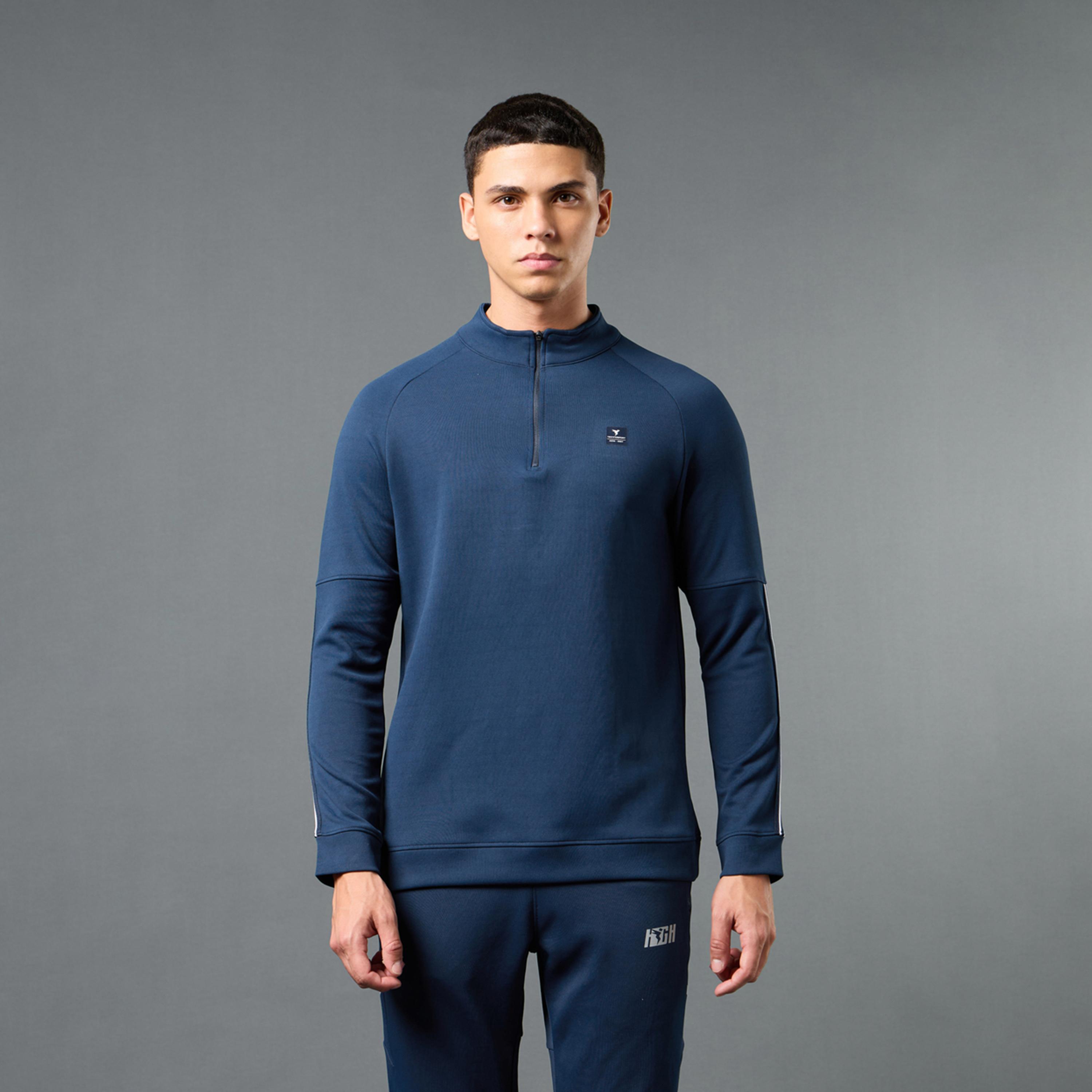 تكنو سبورت × ستايلي - تي شيرت سادة مع تمدد بأربعة اتجاهات-men-winterwear-hoodiesandsweatshirts-image-1