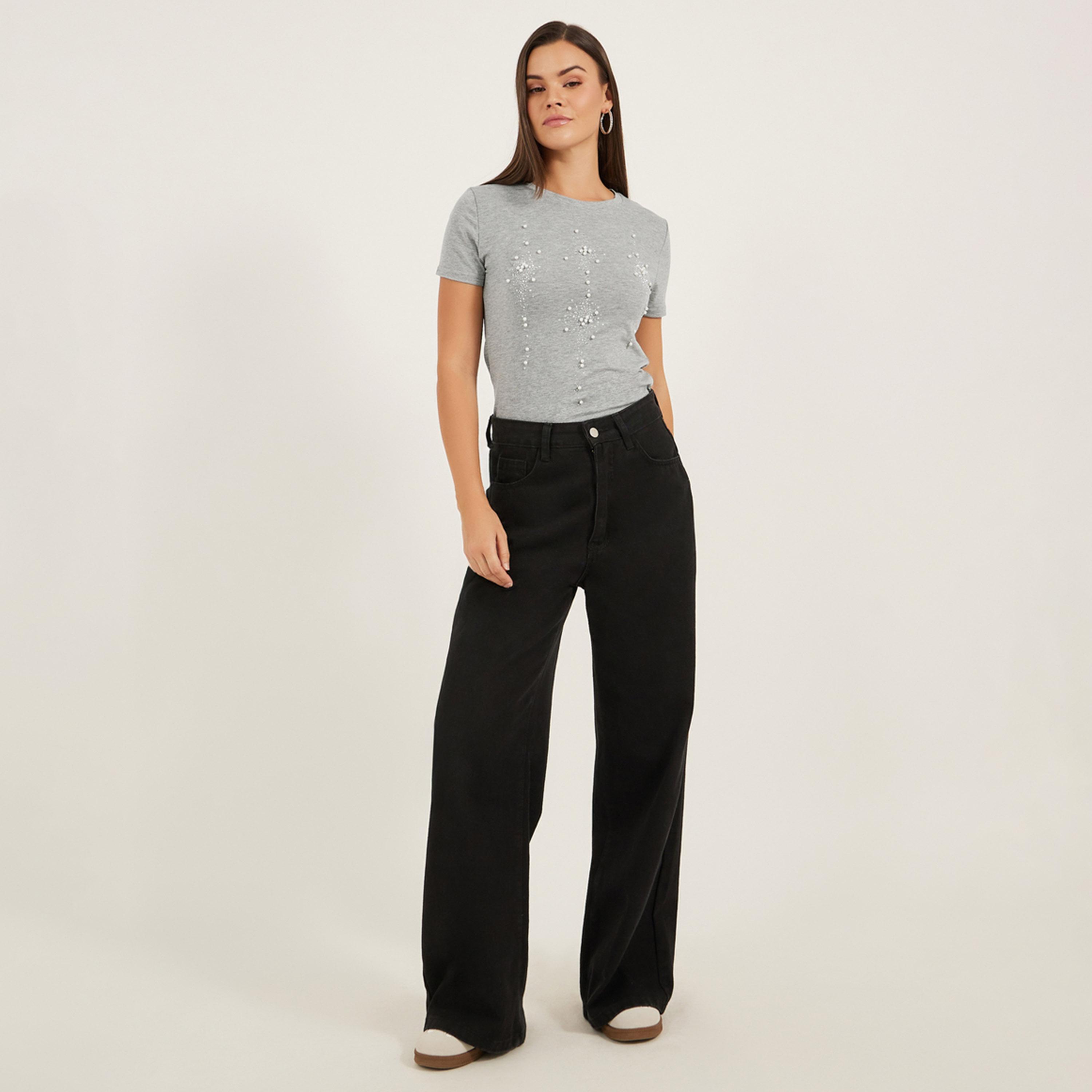ستايلي - تي شيرت مزخرف بياقة دائرية وقصة عادية-women-clothing-tshirts-image-2