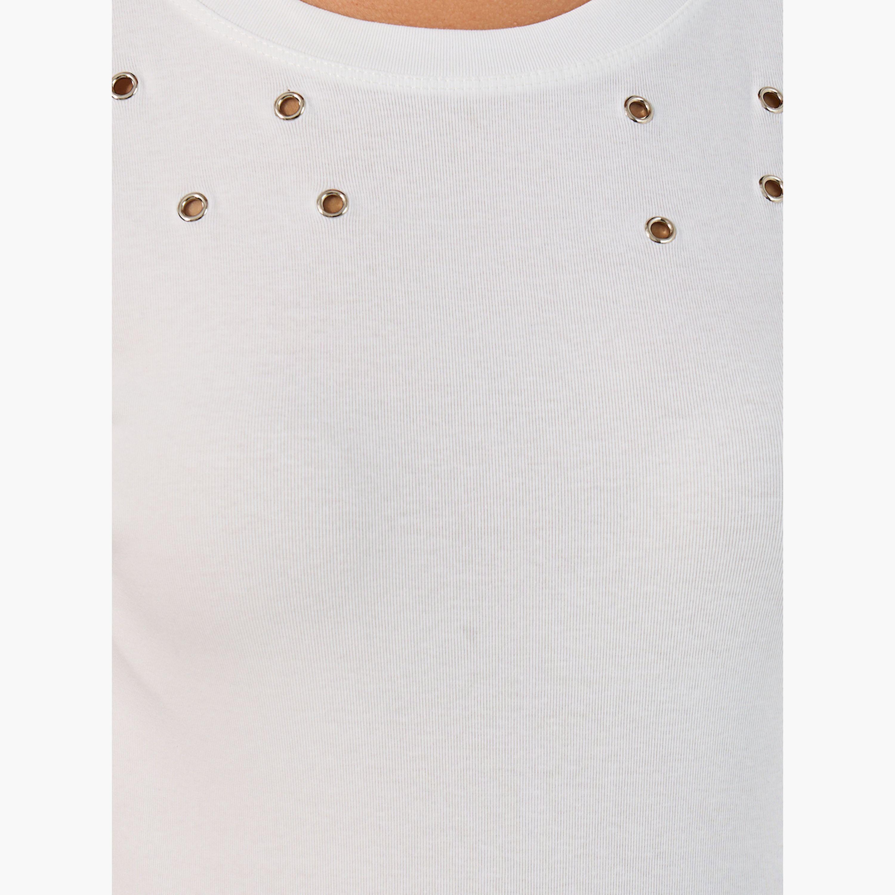 Styli Eyelet Detailed Fitted Round Neck T-shirt-women-clothing-tshirts-image-3
