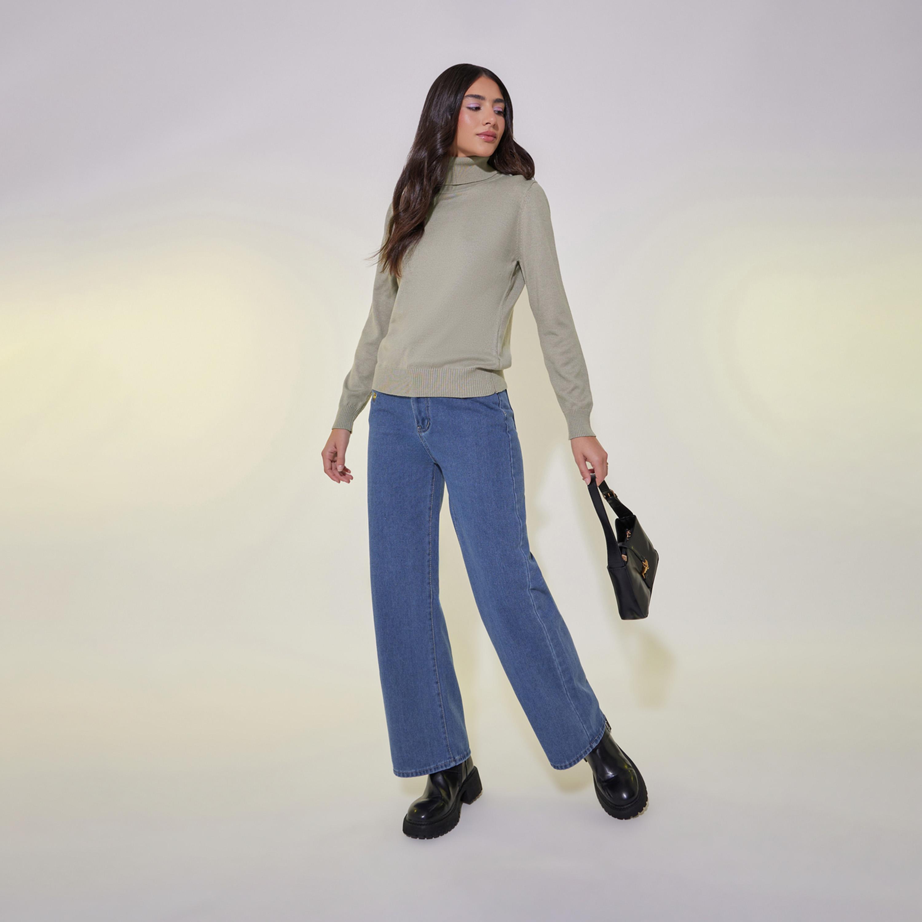جينز بقصة مستقيمة وتفاصيل مُطرّزة-women-clothing-bottoms-jeans-image-1