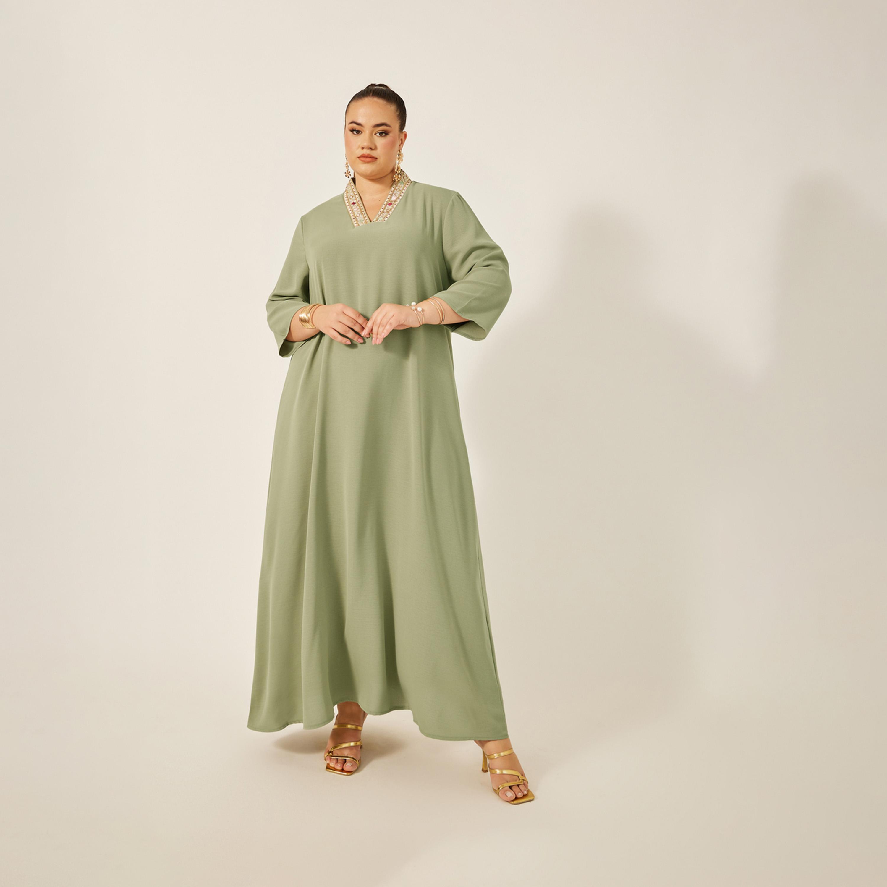 Styli Plus Size Embellished V-Neck Jalabiya-women-arabicclothing-jalabiyas-image-1
