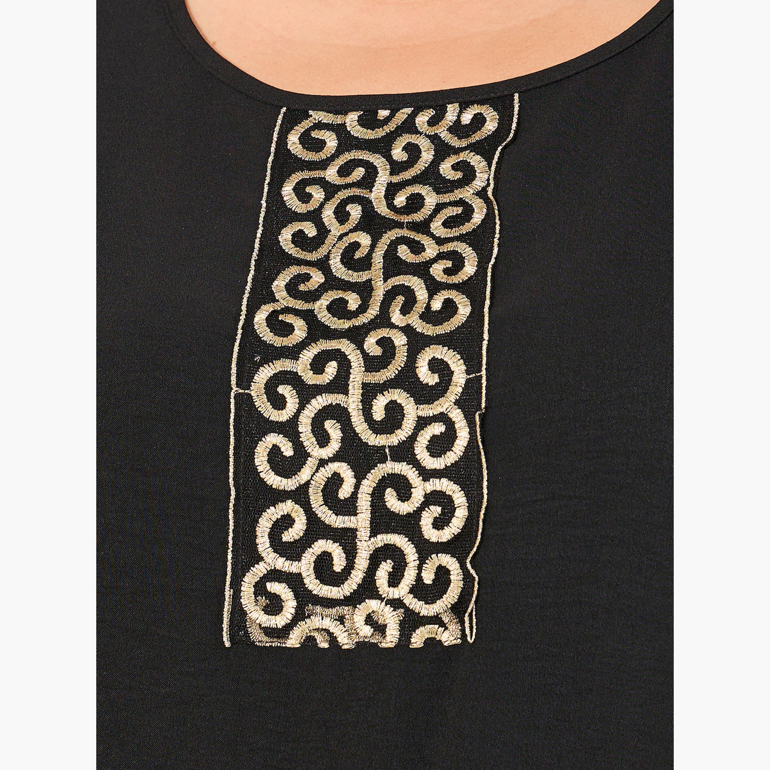ستايلي - جلابية بأكمام قصيرة وتفاصيل مطرزة مقاس كبير-women-arabicclothing-jalabiyas-image-4