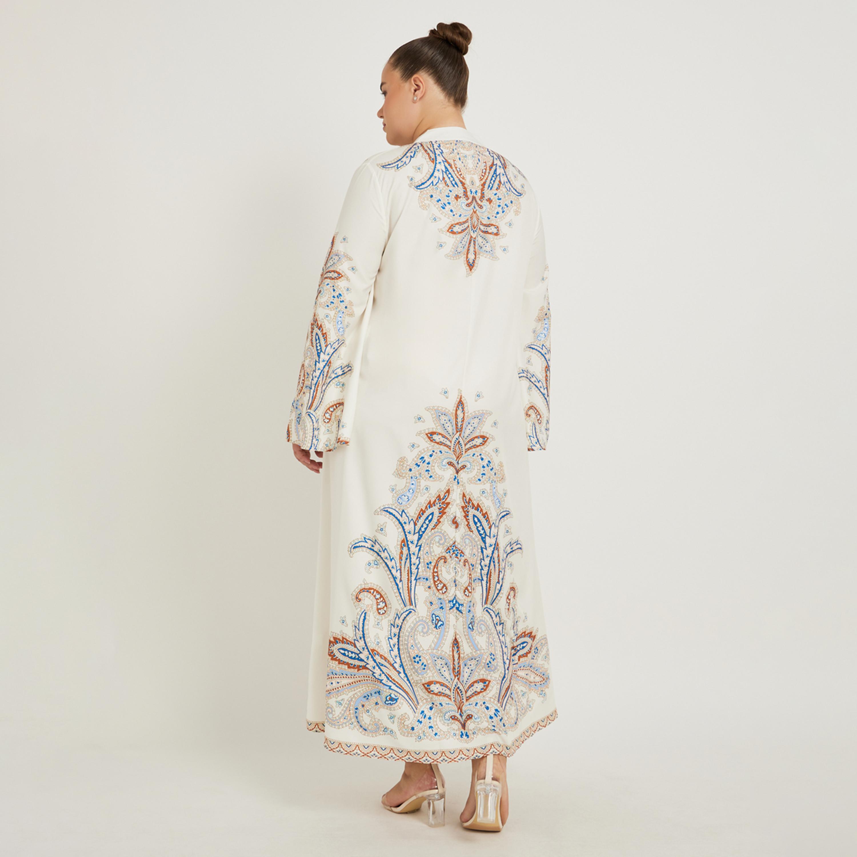 Amirah X Styli Plus Size Stand Collar Printed A-Line Jalabiya with Embellished Detail-women-arabicclothing-jalabiyas-image-5