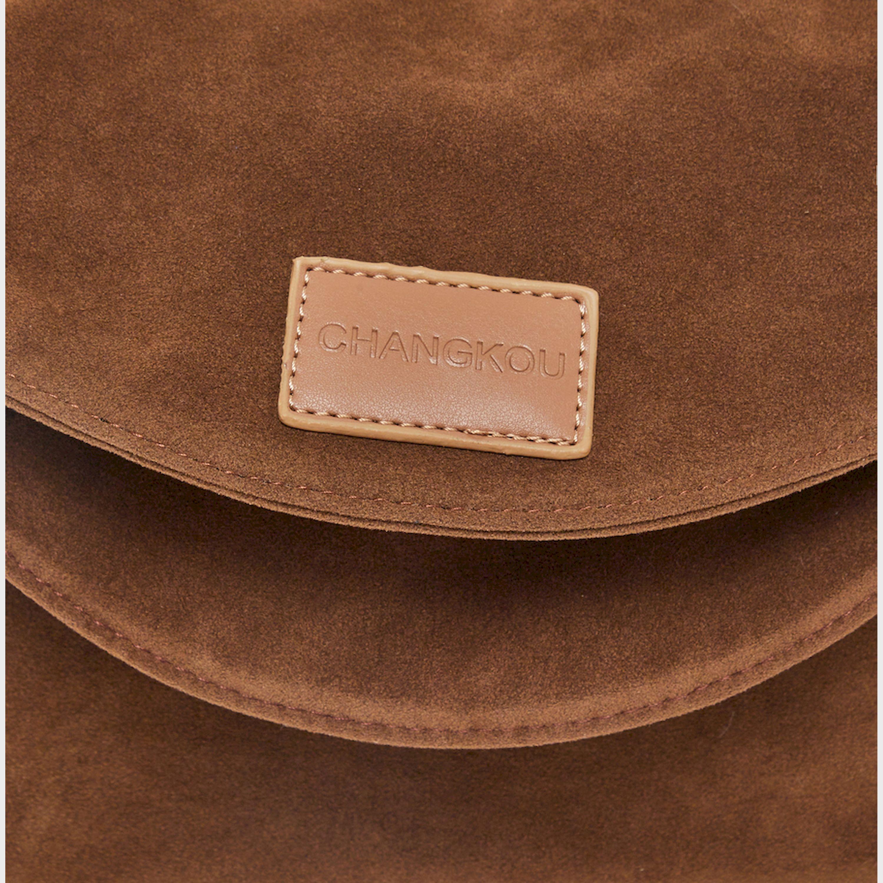 ستايلي - حقيبة كروس بودي بطية أمامية مع تفاصيل رقعة-women-bagsandwallets-handbags-image-5