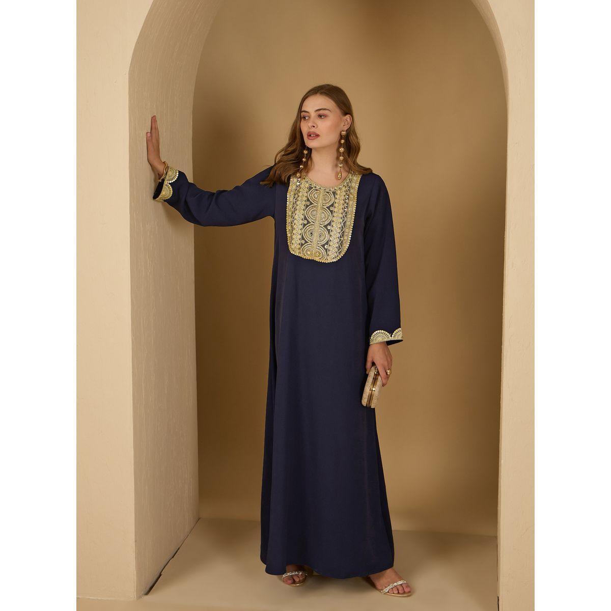 جلابية بتفاصيل دانتيل وياقة دائرية-women-arabicclothing-jalabiyas-image-1