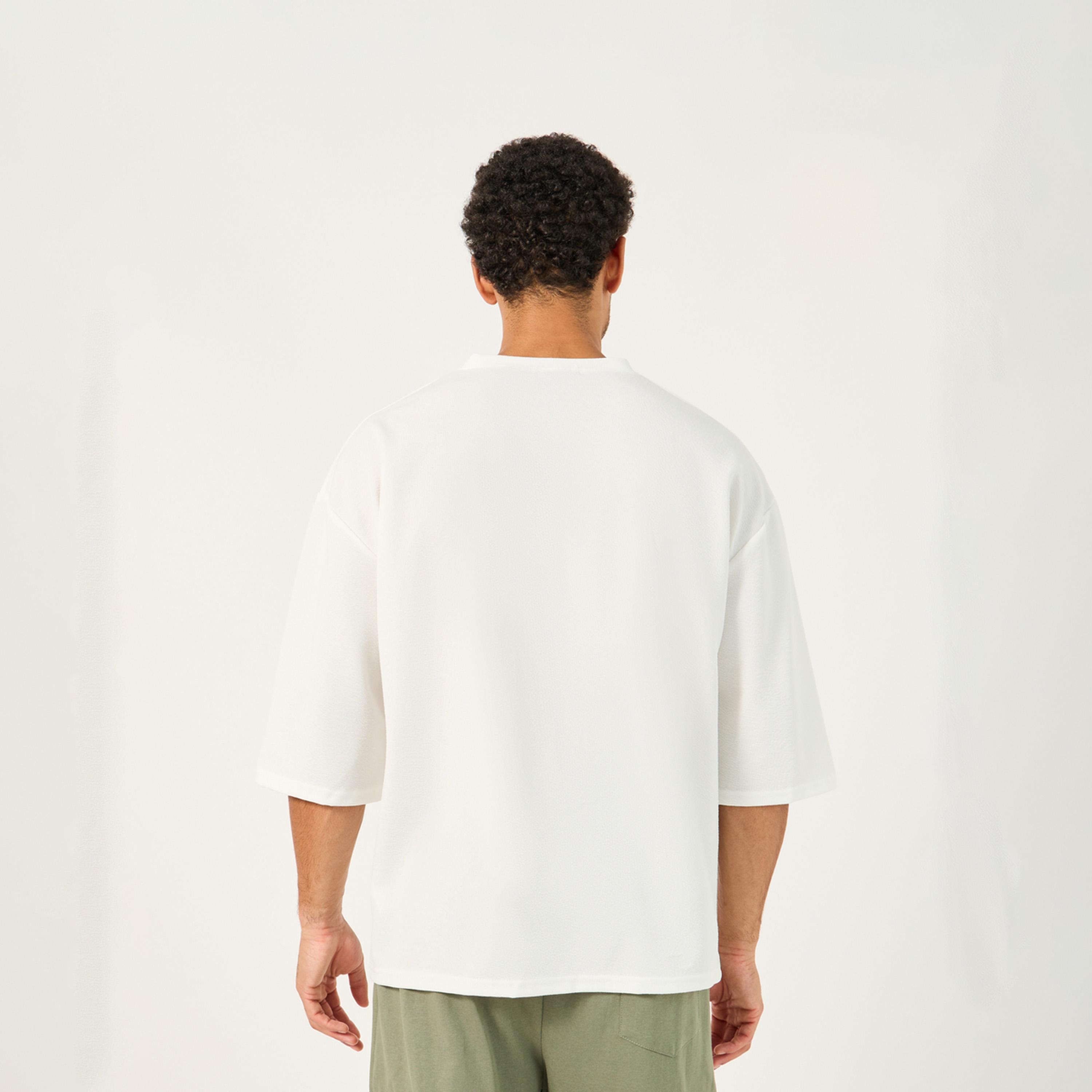 ستايلي - تي شيرت مقاس كبير بأكمام 3/4 من نسيج مطاطي-men-clothing-tshirtsandpolos-tshirts-image-4