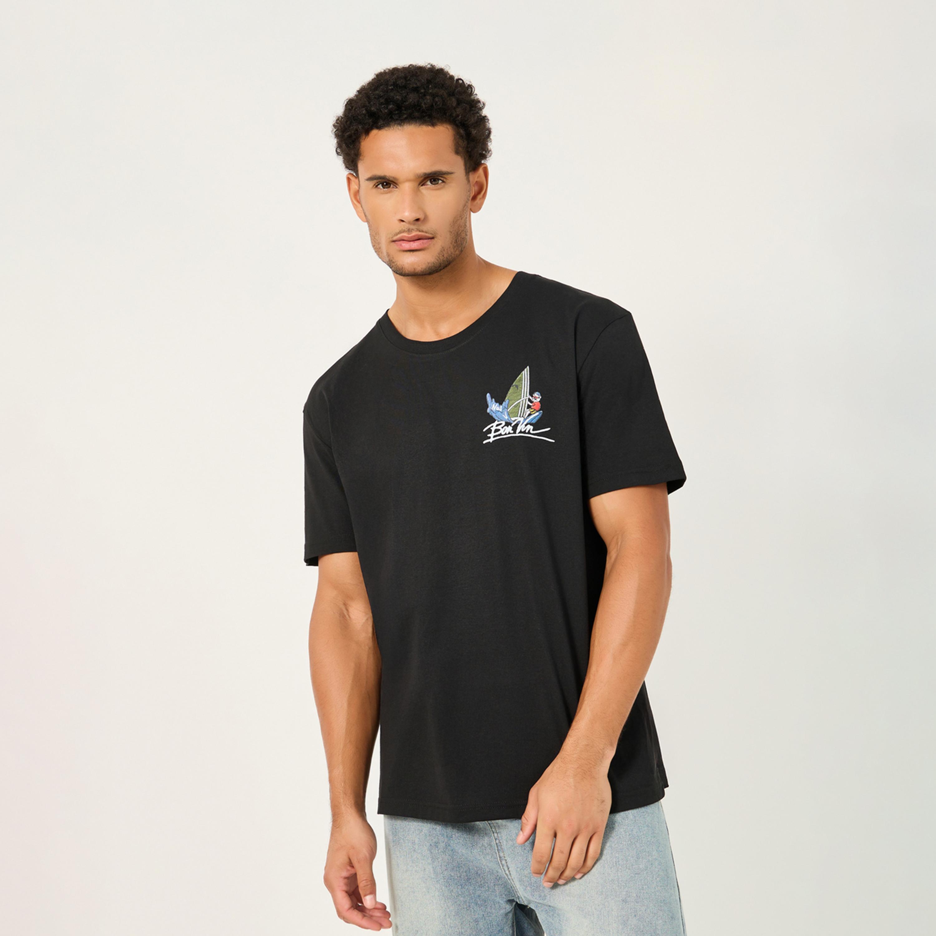 ستايلي - تي شيرت كبير الحجم بياقة دائرية وطبعة جرافيكية-men-clothing-tshirtsandpolos-tshirts-image-2