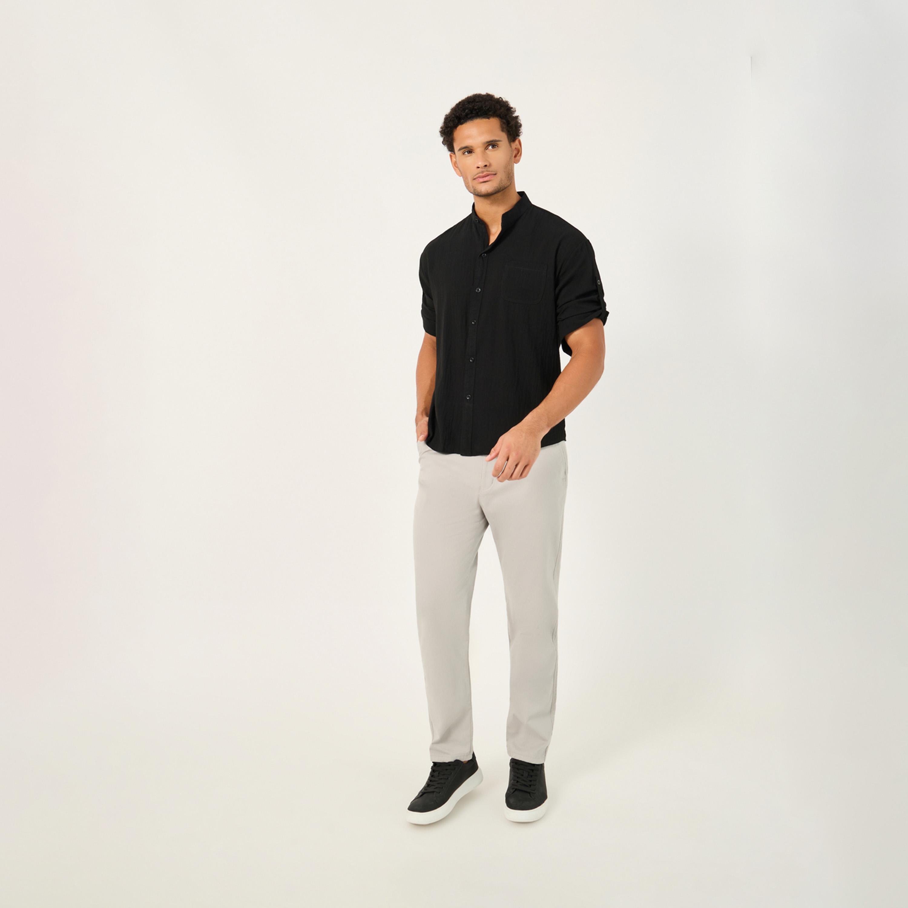 ستايلي - قميص بقصّة عادية وياقة ماندرين سادة-men-clothing-shirts-image-3