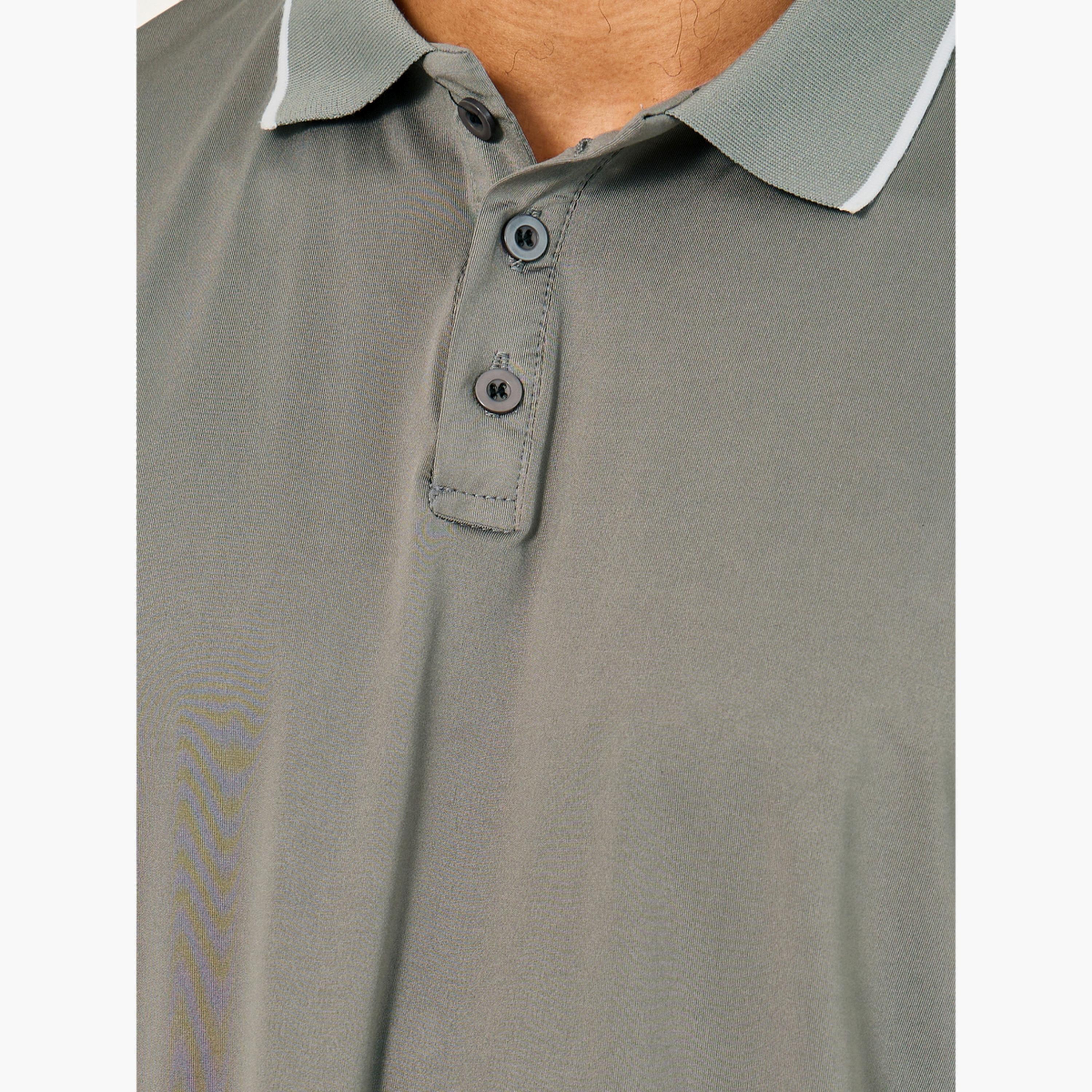 ستايلي - قميص بولو بقصّة عادية وياقة متباينة الأطراف-men-clothing-tshirtsandpolos-polos-image-3