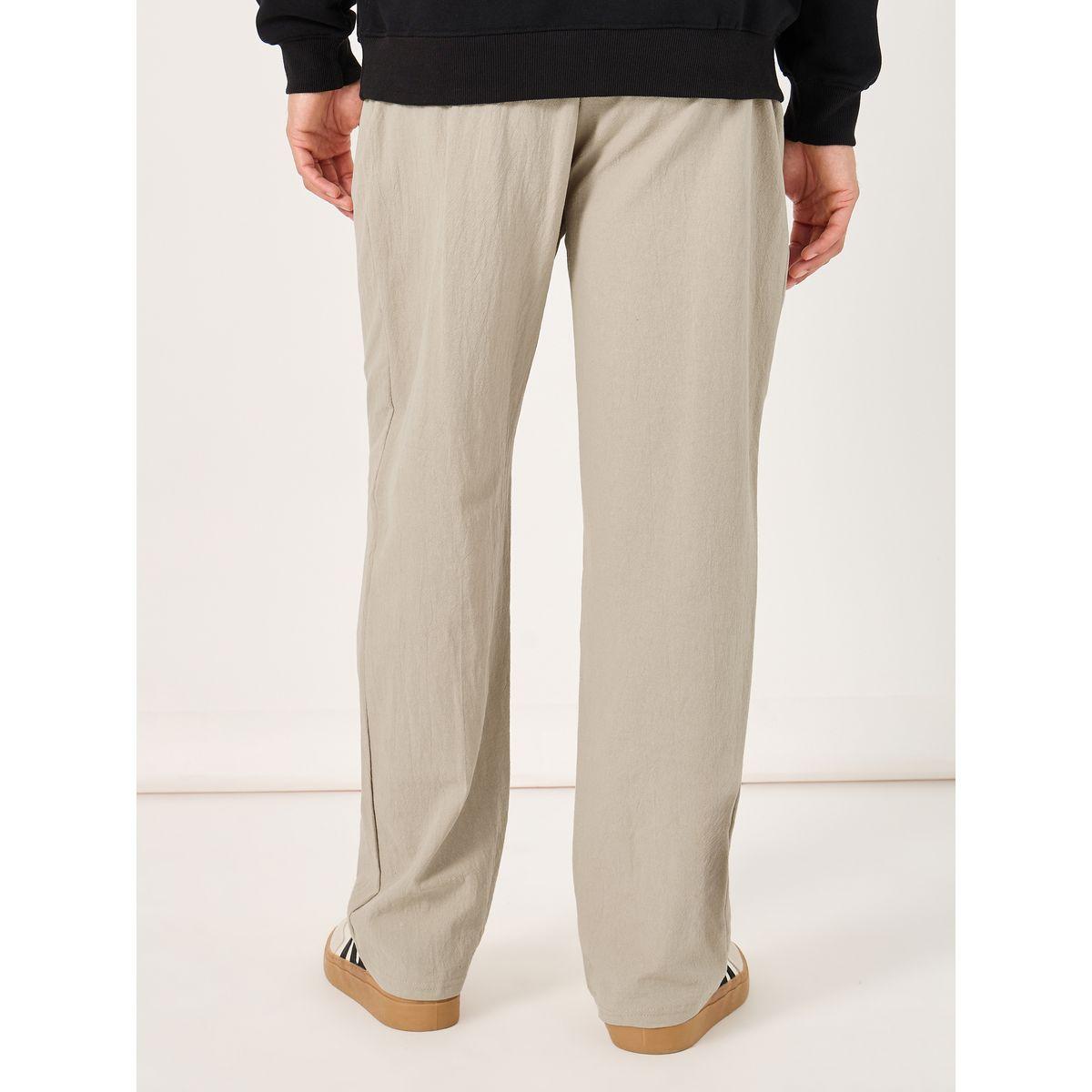 بنطال منسوج بقصة مريحة ورباط خصر-men-clothing-bottoms-trousersandchinos-trousers-image-4