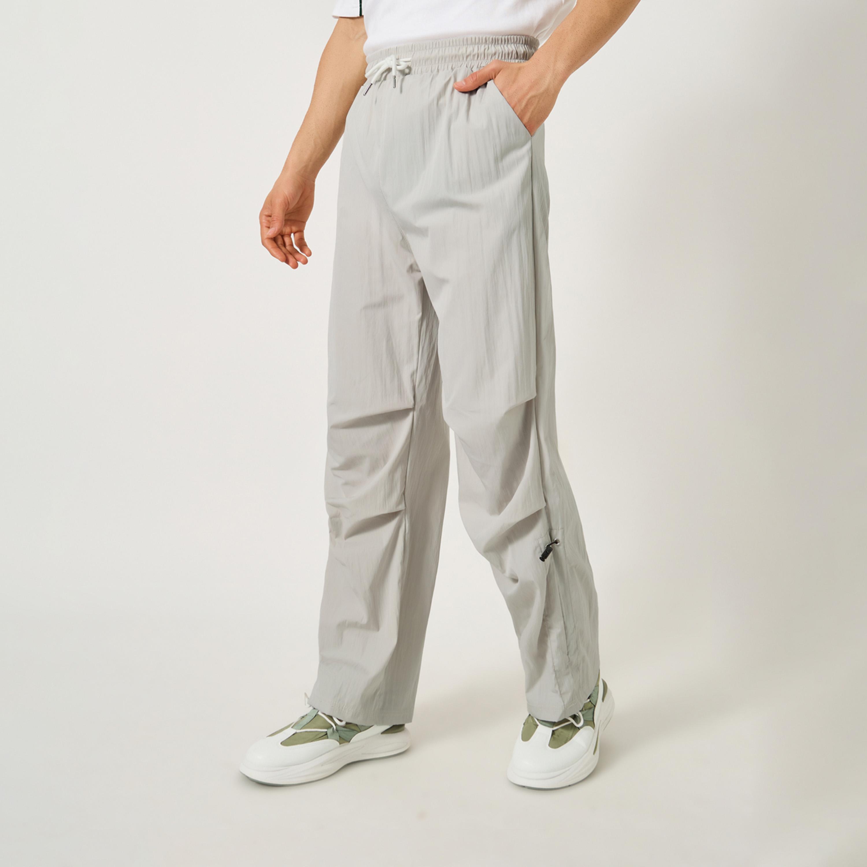 ستايلي - بنطال باراشوت كبير الحجم مع رباط-men-clothing-bottoms-jeans-image-5