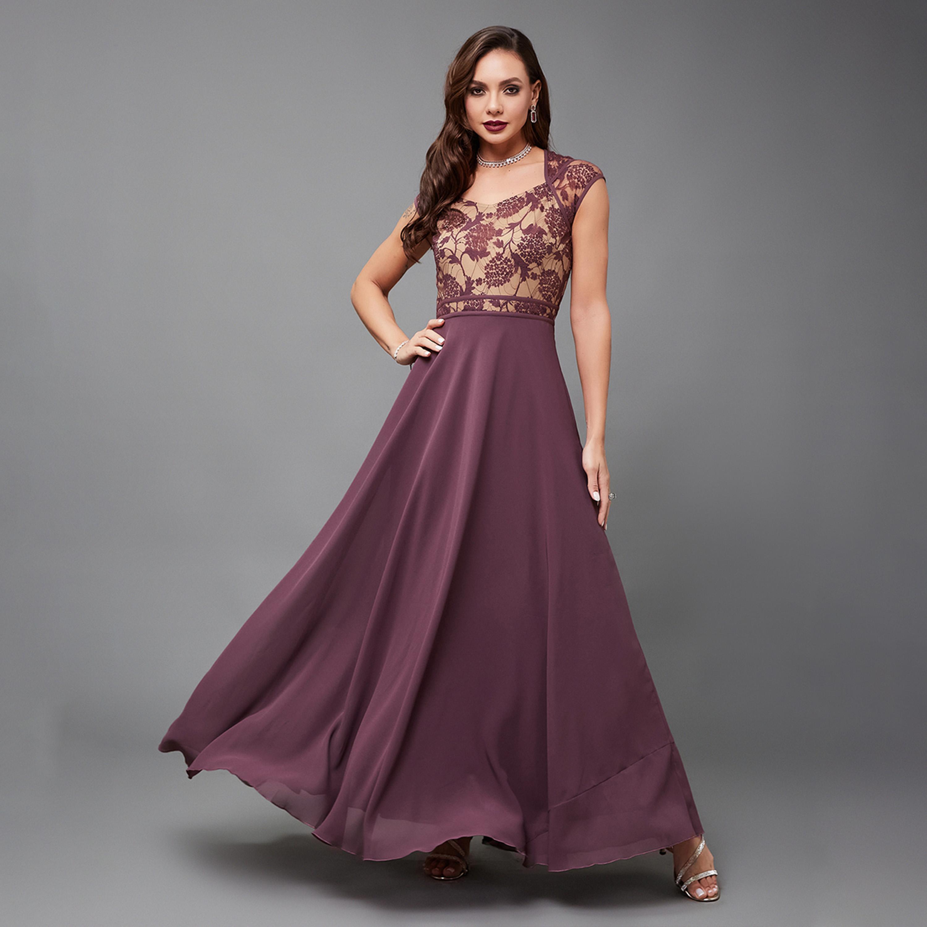 ستايلي - فستان ماكسي دانتيل بياقة كوين آن وقصّة A-women-clothing-dresses-image-1