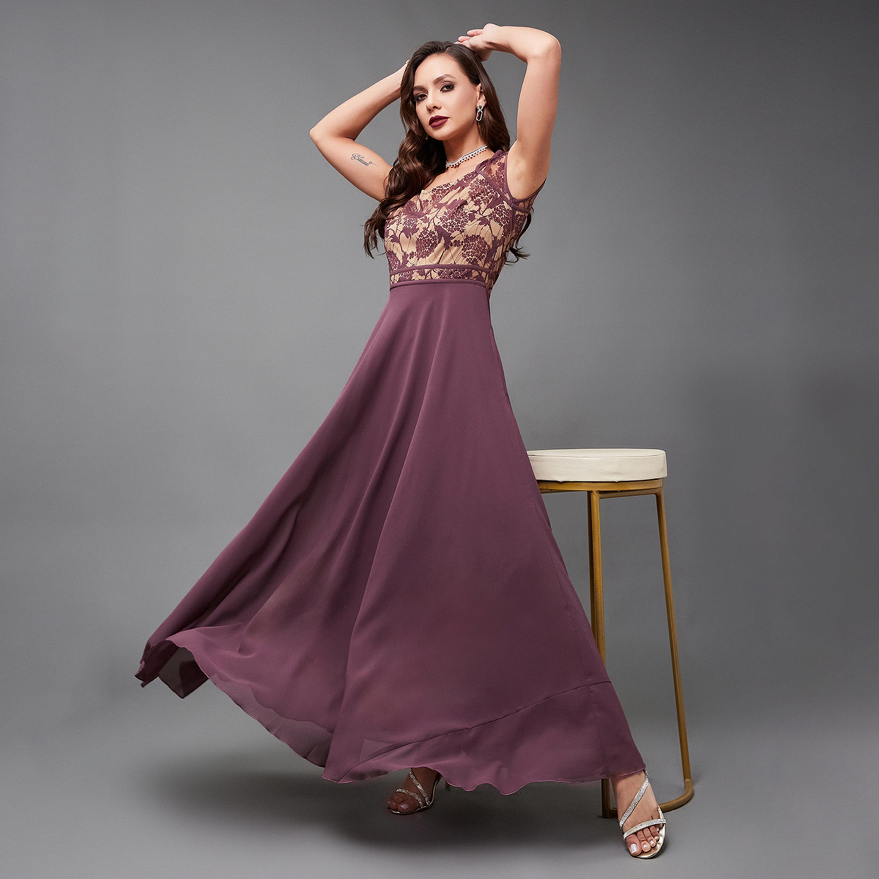 Styli Lace Queen Ann Neck A-Line Maxi Dress-women-clothing-dresses-image-6