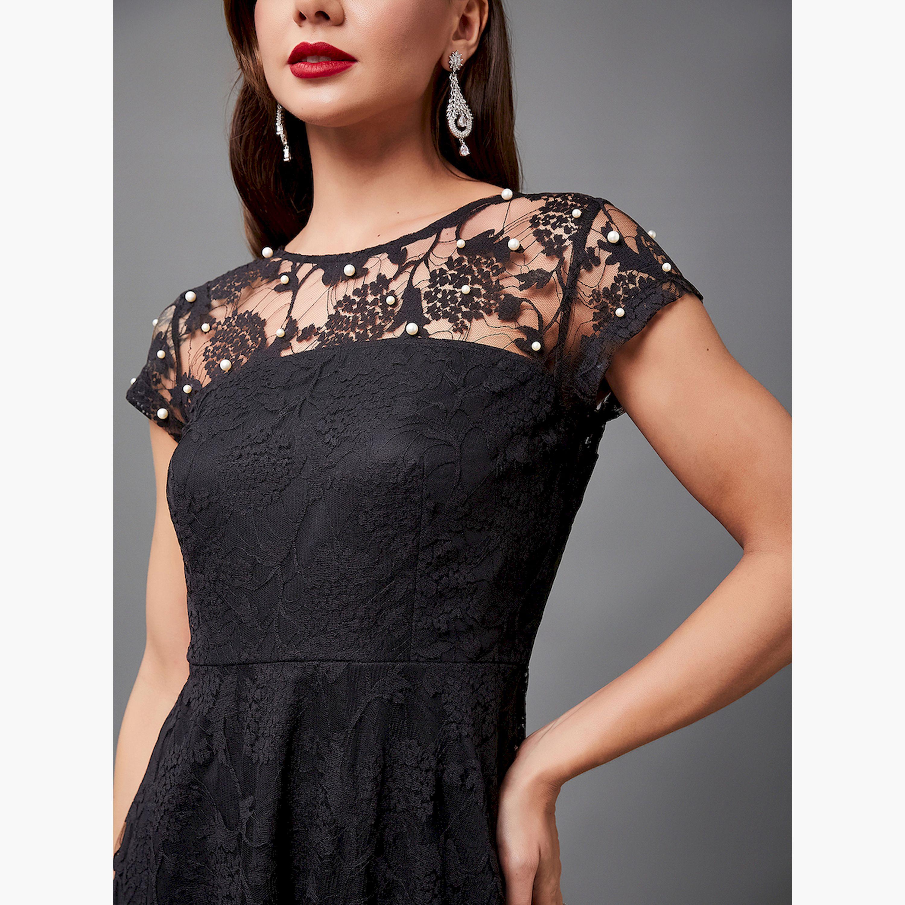 ستايلي - فستان قصير مزين باللؤلؤ الصناعي والدانتيل بقصة A-women-clothing-dresses-image-5