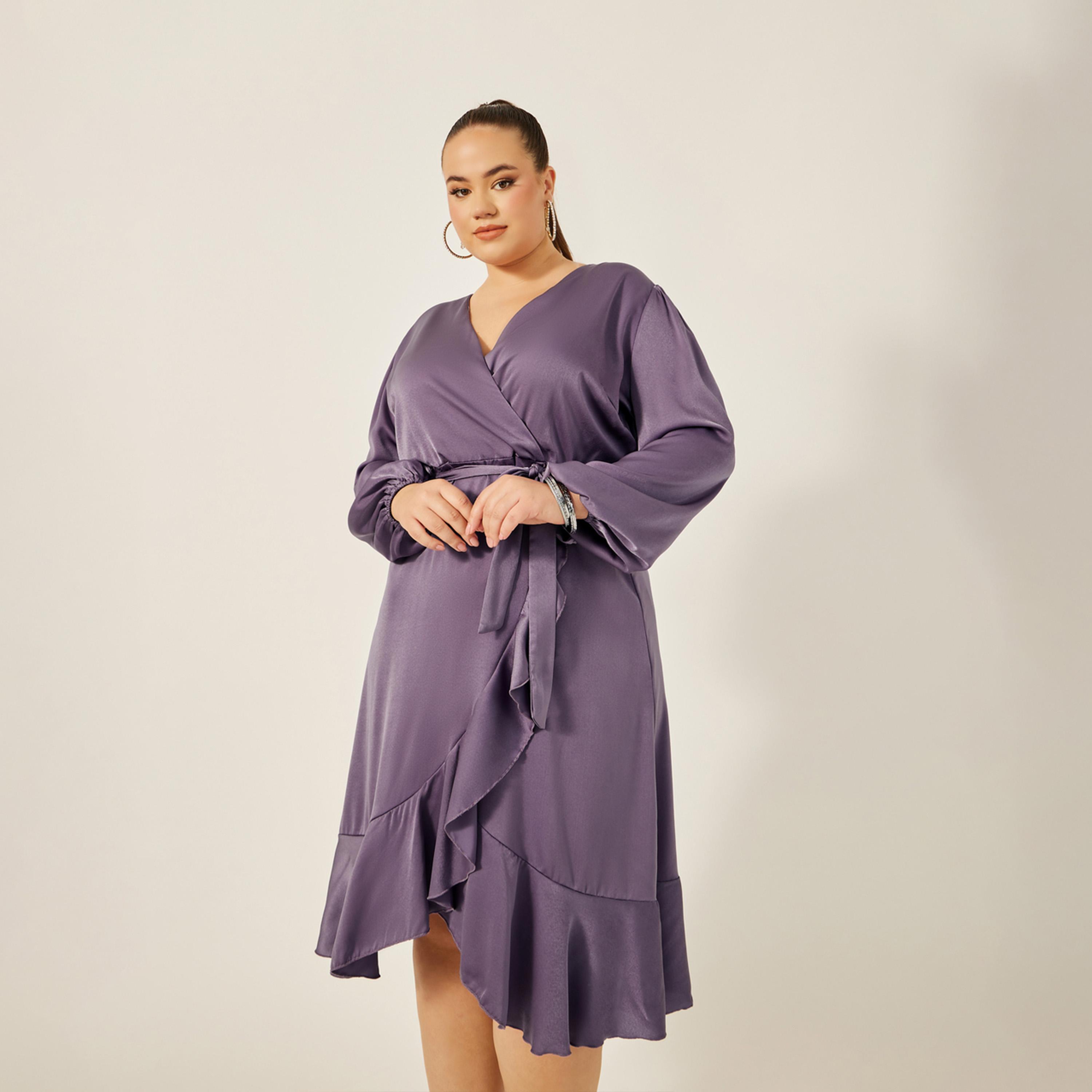 Styli Plus Size Solid Balloon Sleeve Wrap Midi Dress-women-clothing-dresses-image-3