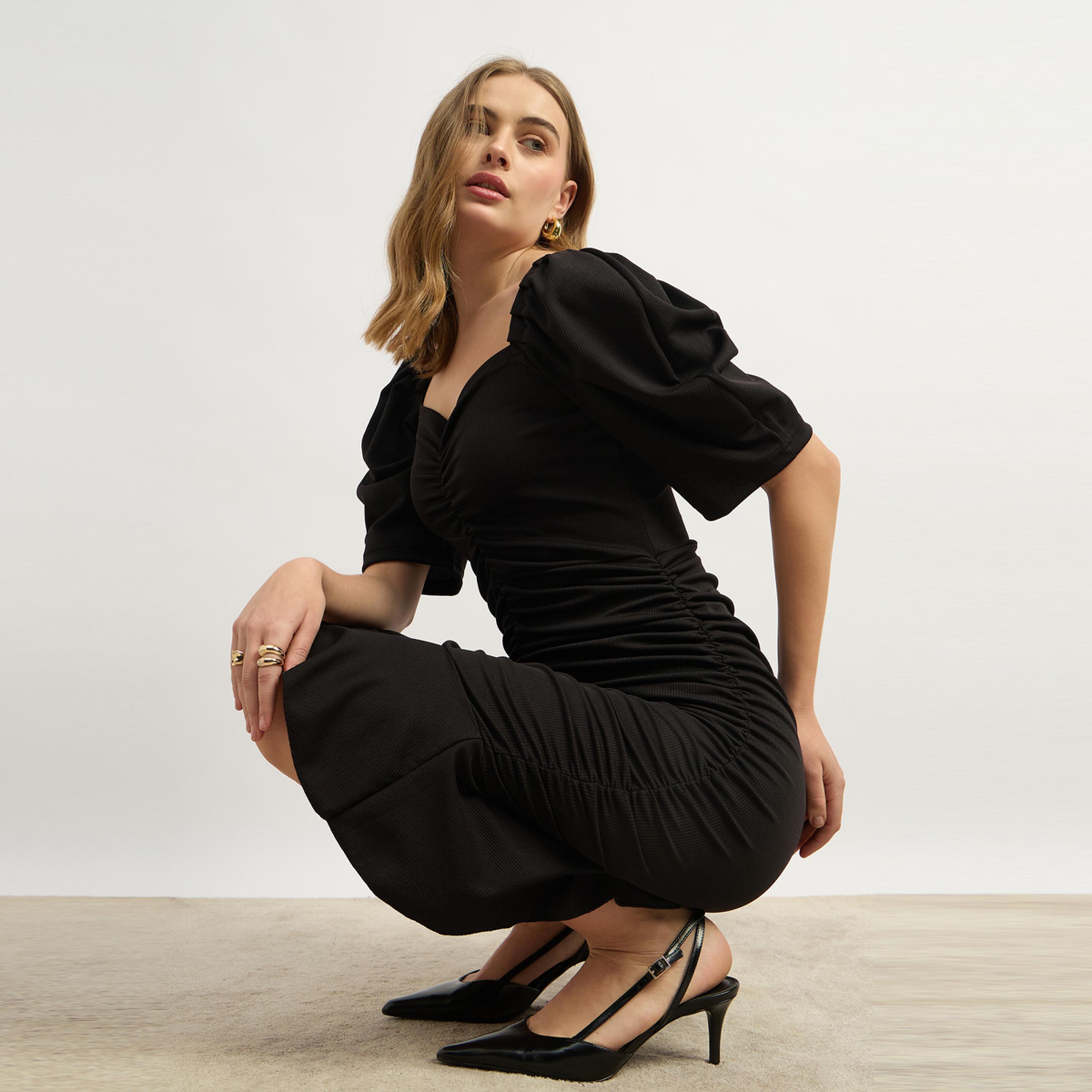 ستايلي - يو آند اف - فستان سادة بتفاصيل مجمعة للنساء - أسود-women-clothing-dresses-image-6