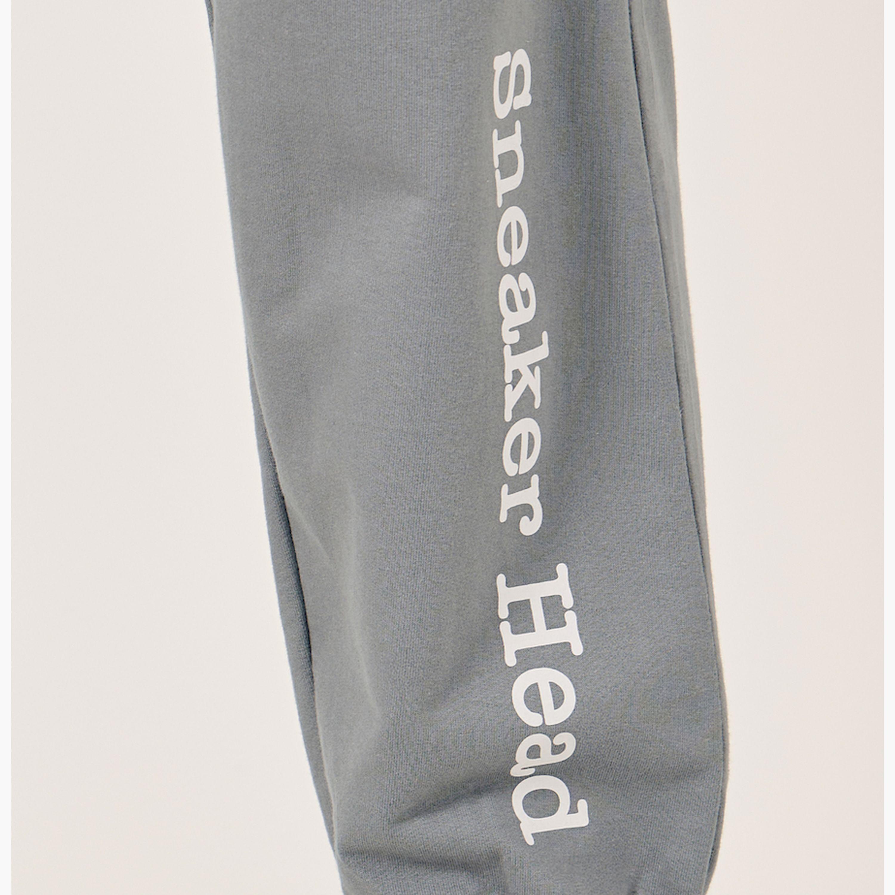 ستايلي - بنطال رياضي مريح من القطن بطباعة شعار-men-clothing-bottoms-joggers-image-3