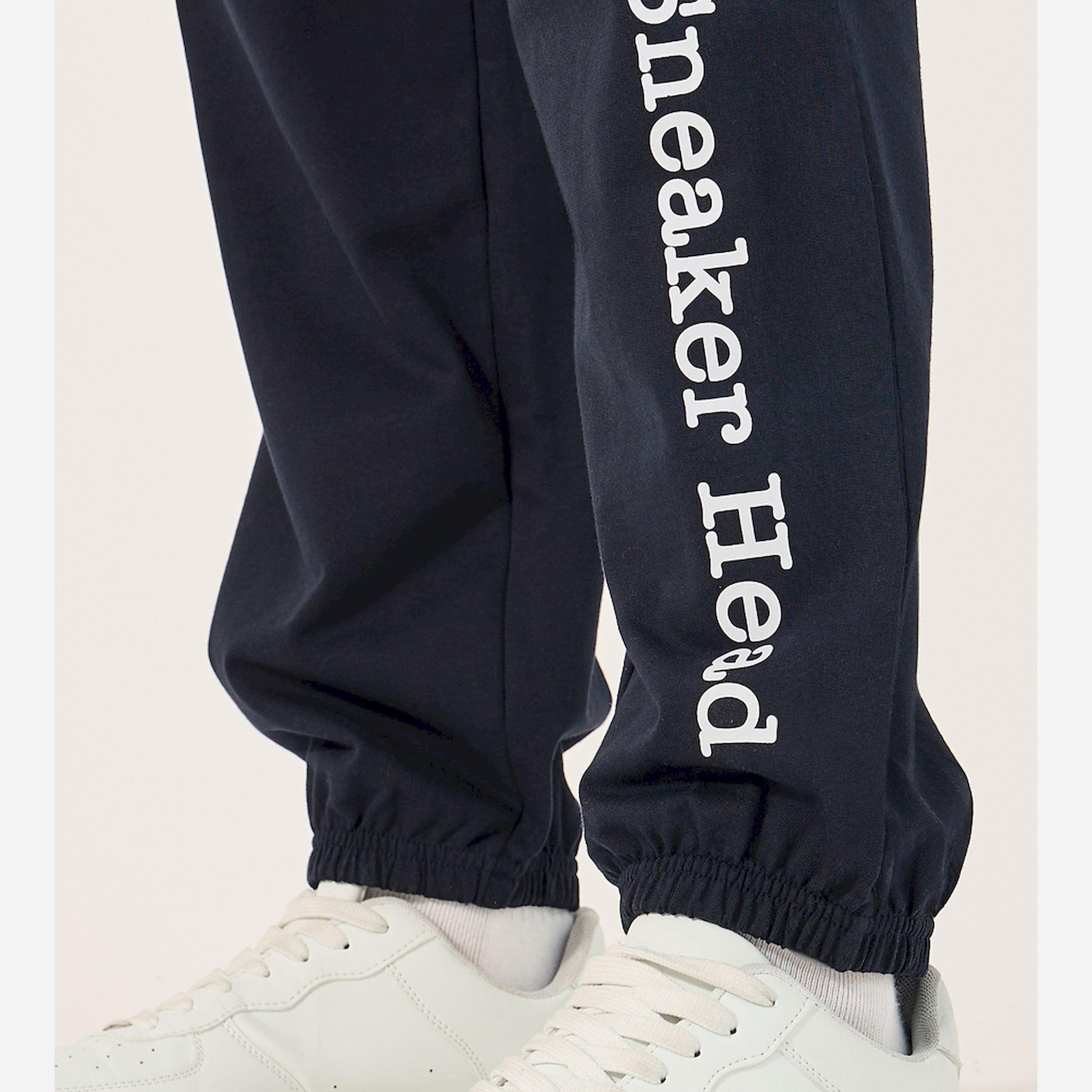 Styli Slogan Print Relaxed Fit Cotton Terry Joggers-men-clothing-bottoms-joggers-image-3